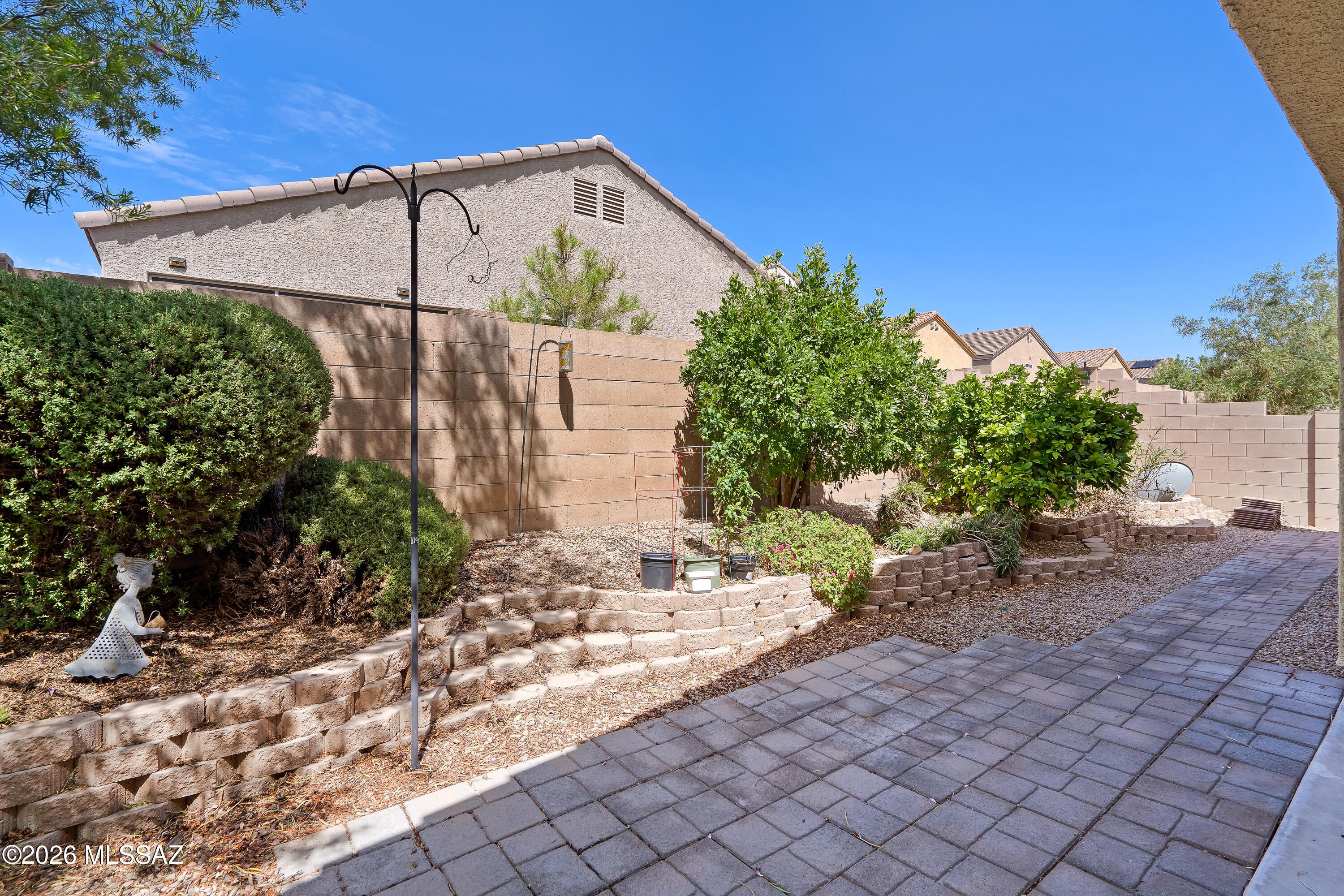 Vista Del Lago (1-123) - Residential