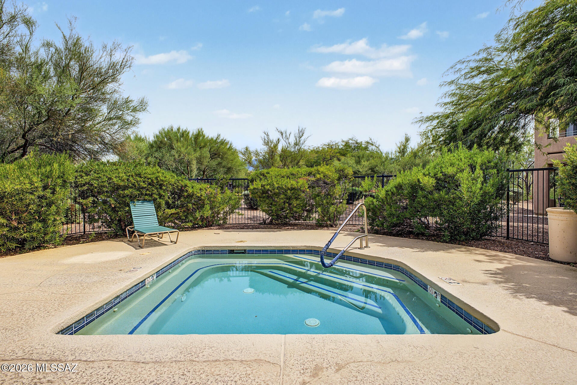 Vistoso Golf Casitas II, A Condominium (101-116, 201-216) - Residential