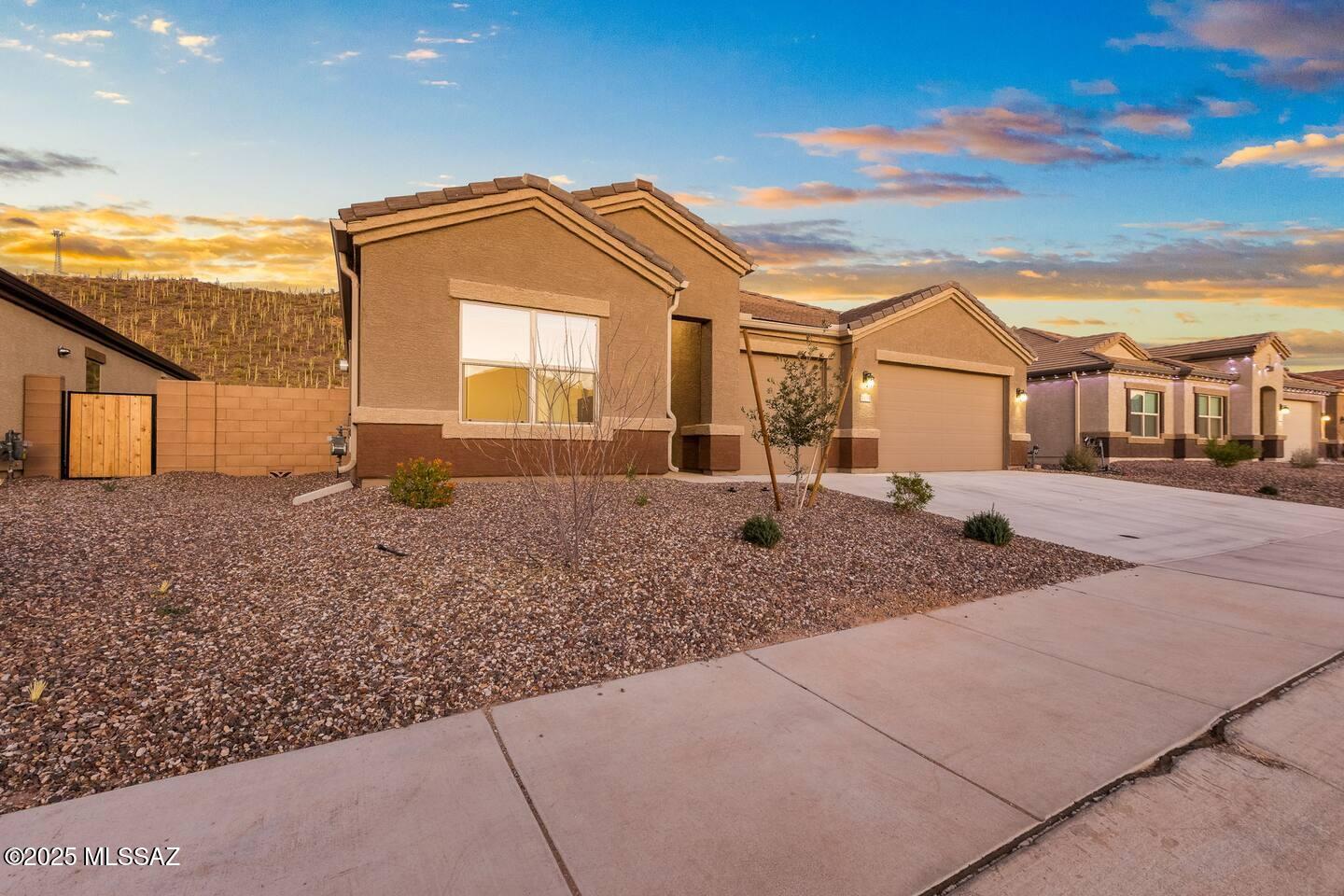 Saguaro Bloom 7A - Residential