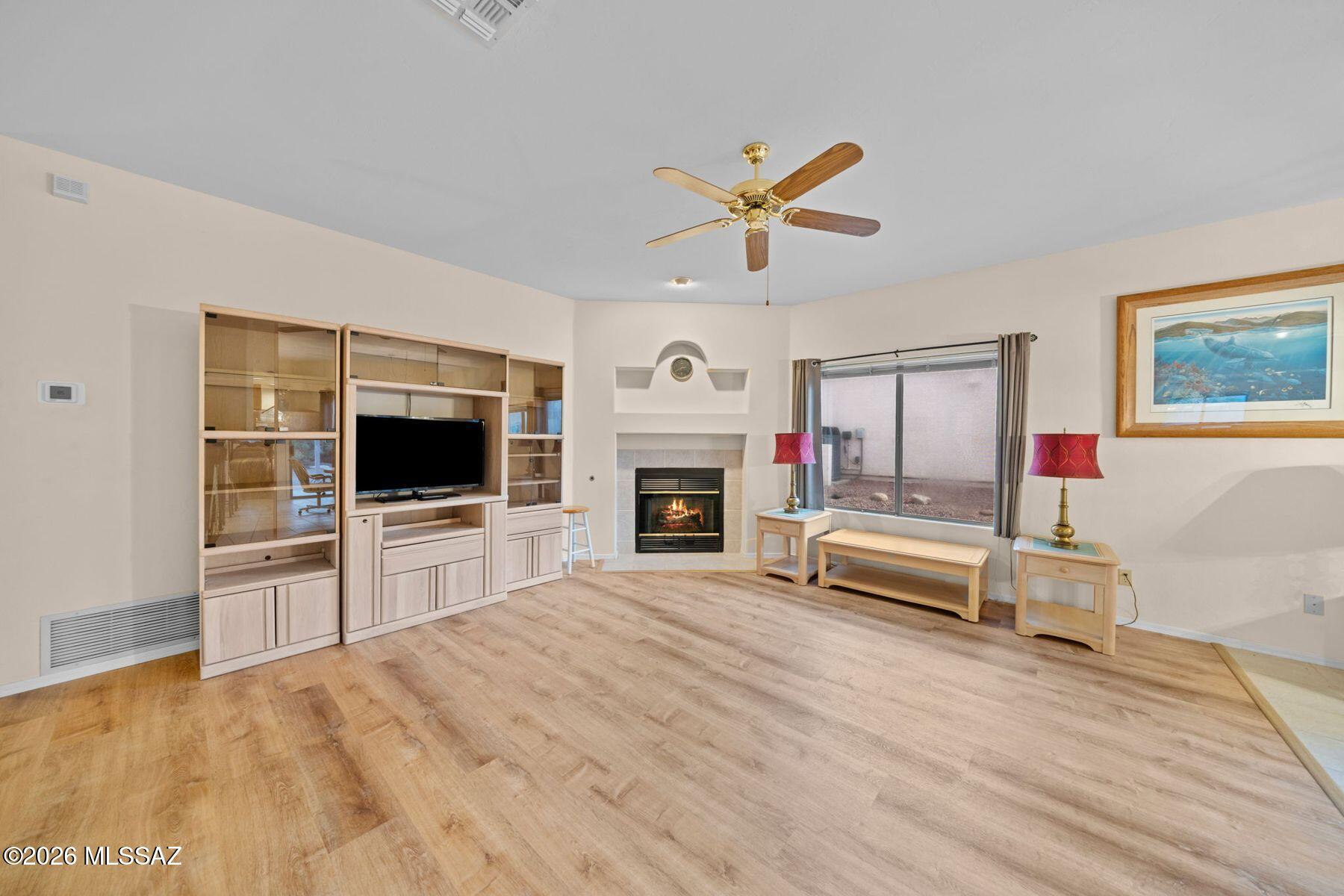 Colonia De Los Alamos (BK1-45) - Residential