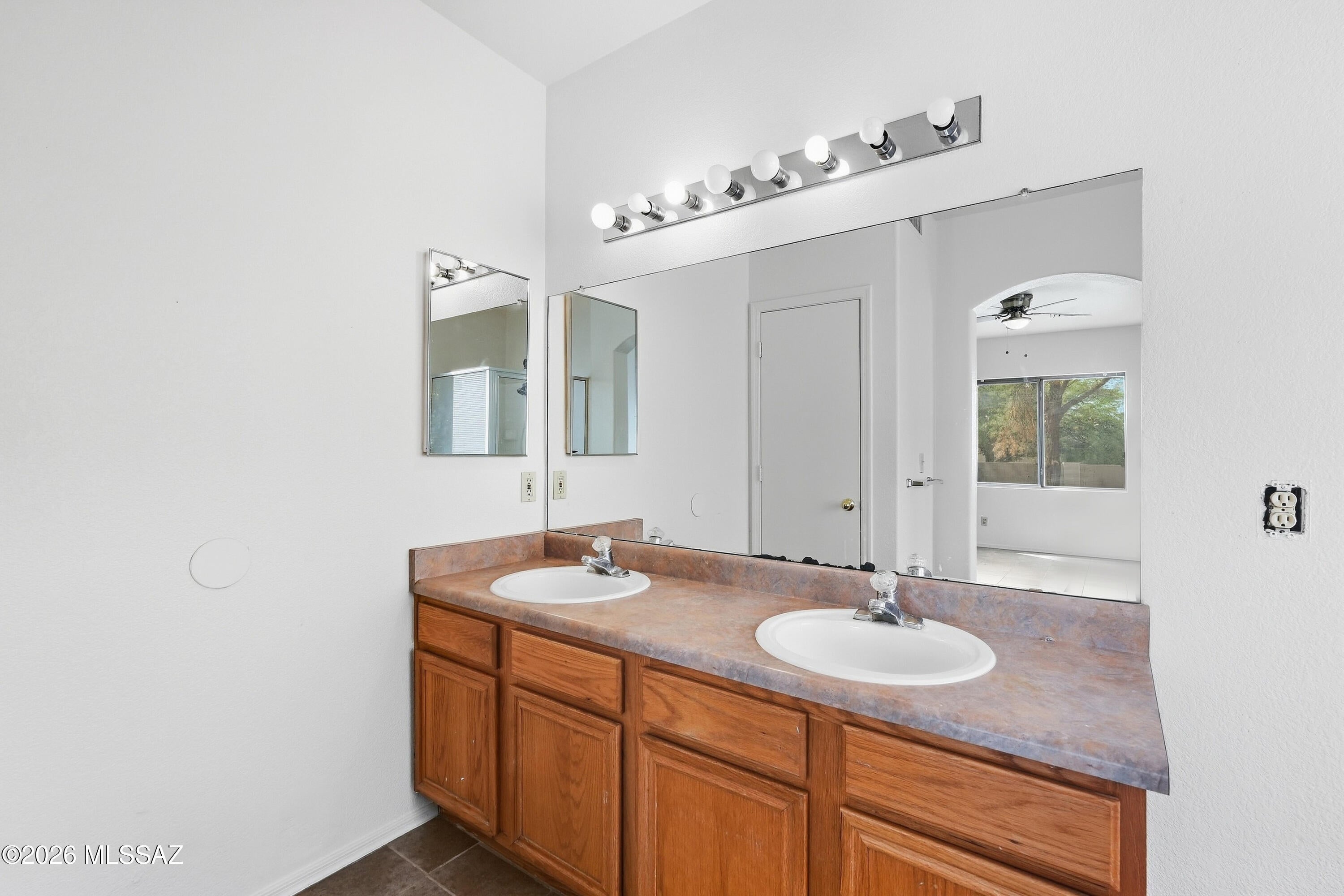 Woodbridge At Midvale Park (1-258) - Residential