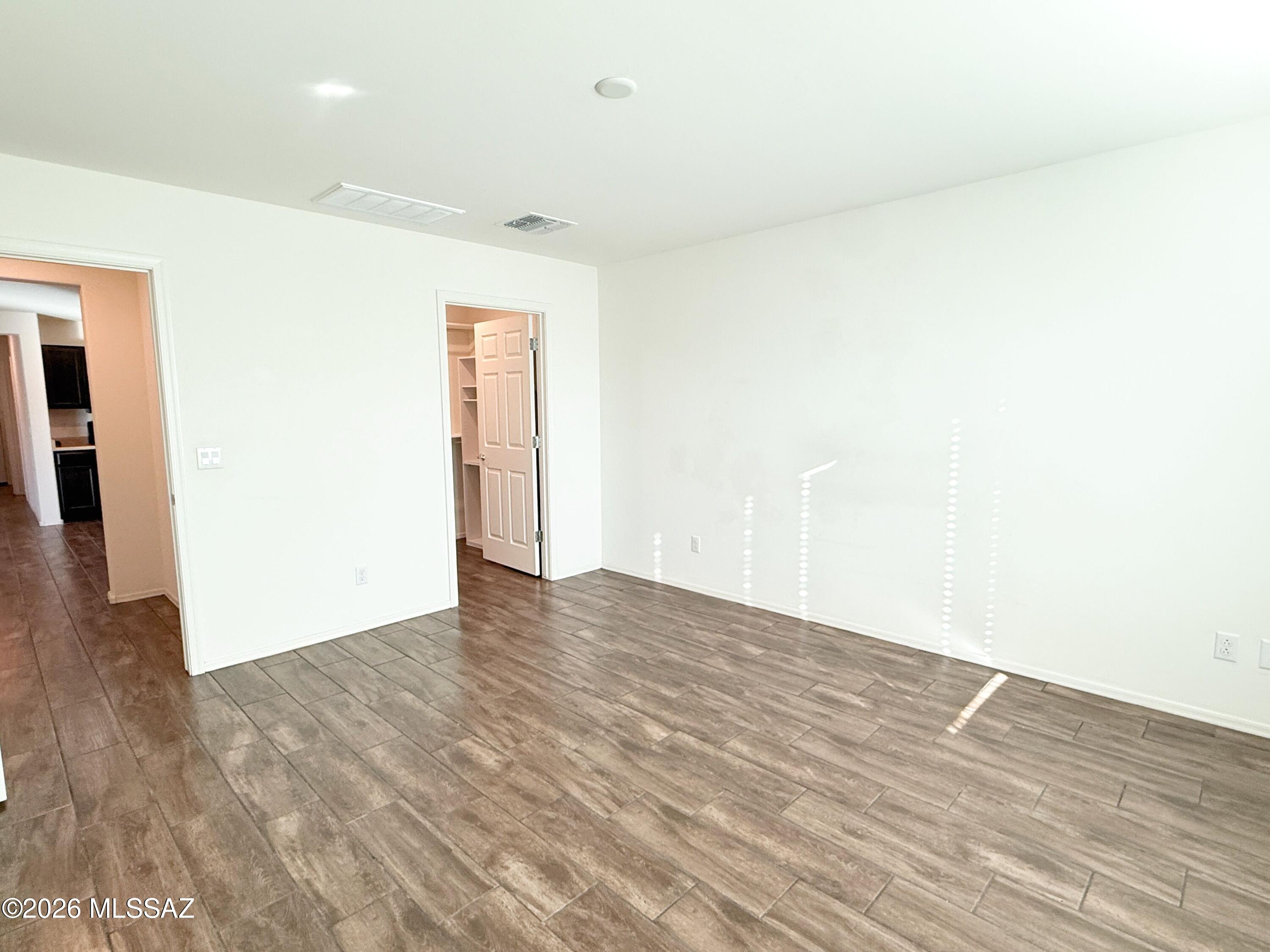N/A - Residential Lease