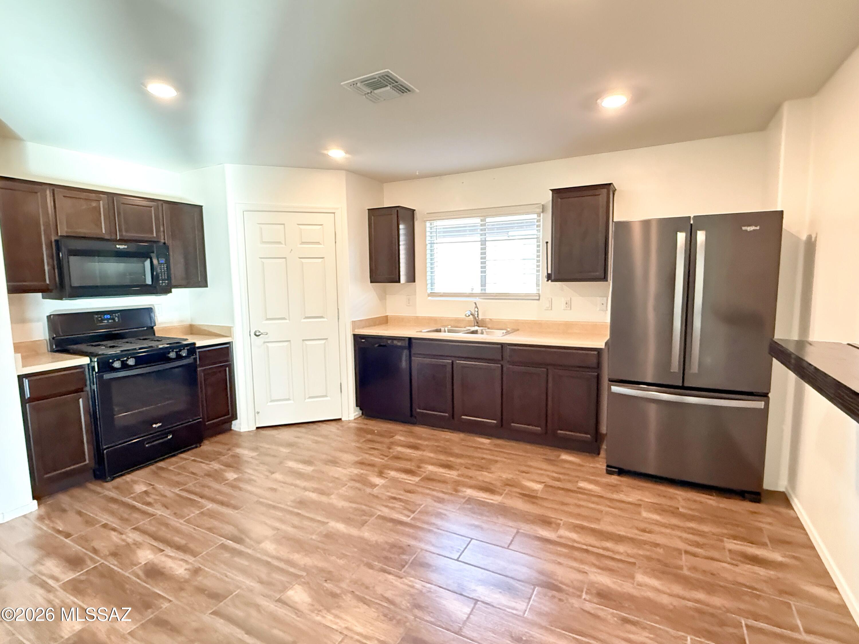 N/A - Residential Lease