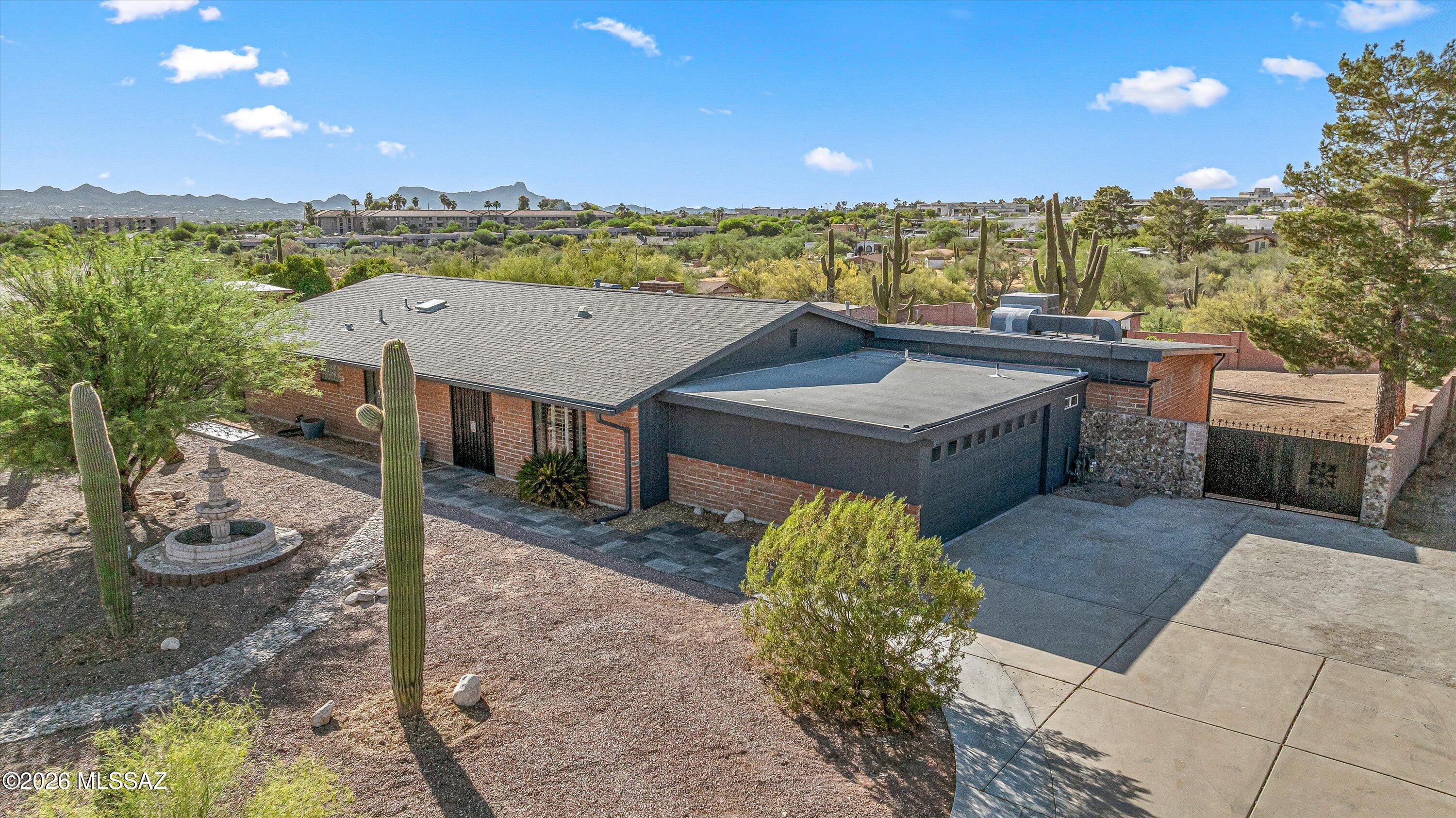 La Canada Foothills (1-75) - Residential