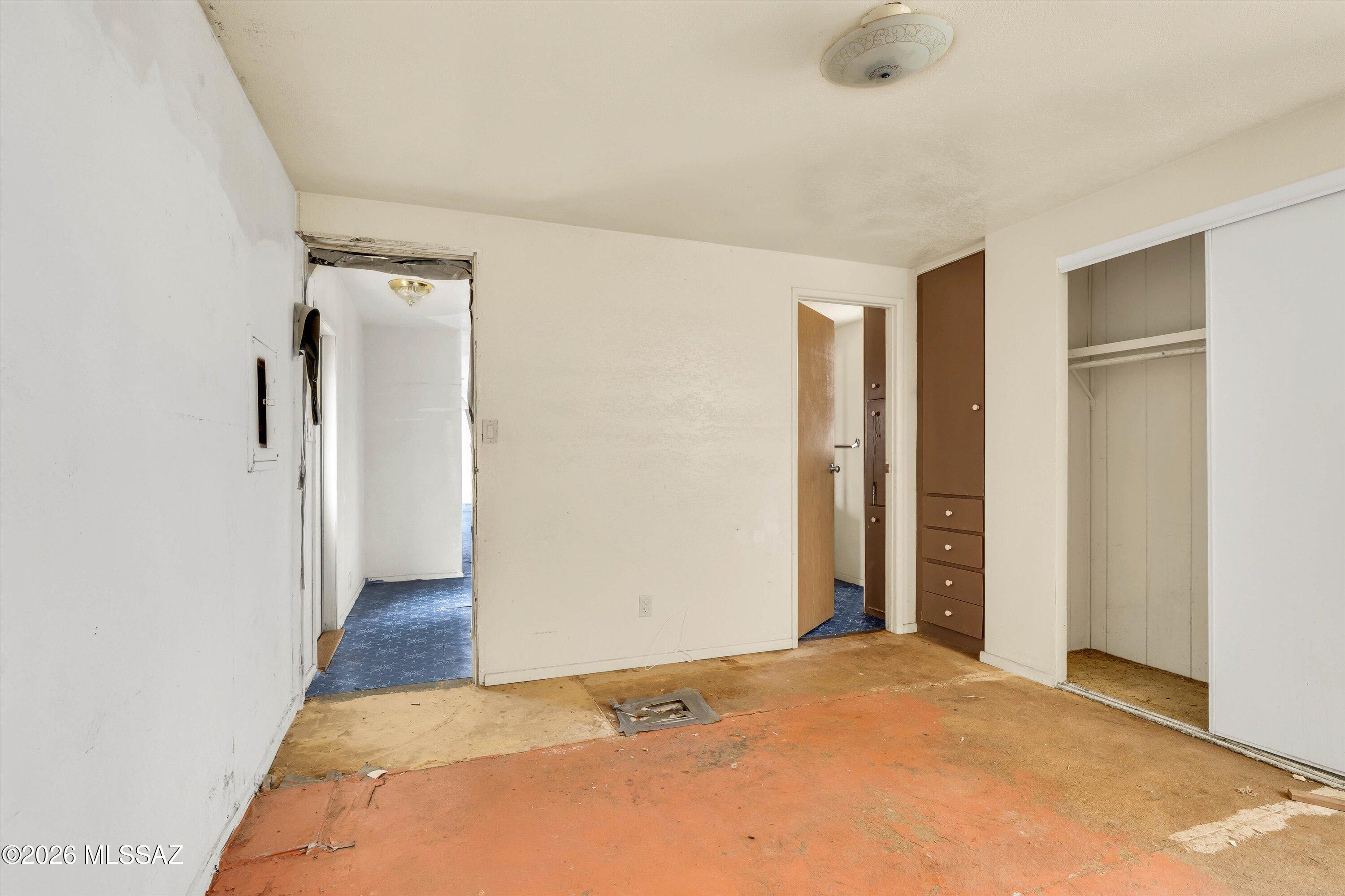 Unsubdivided - Residential
