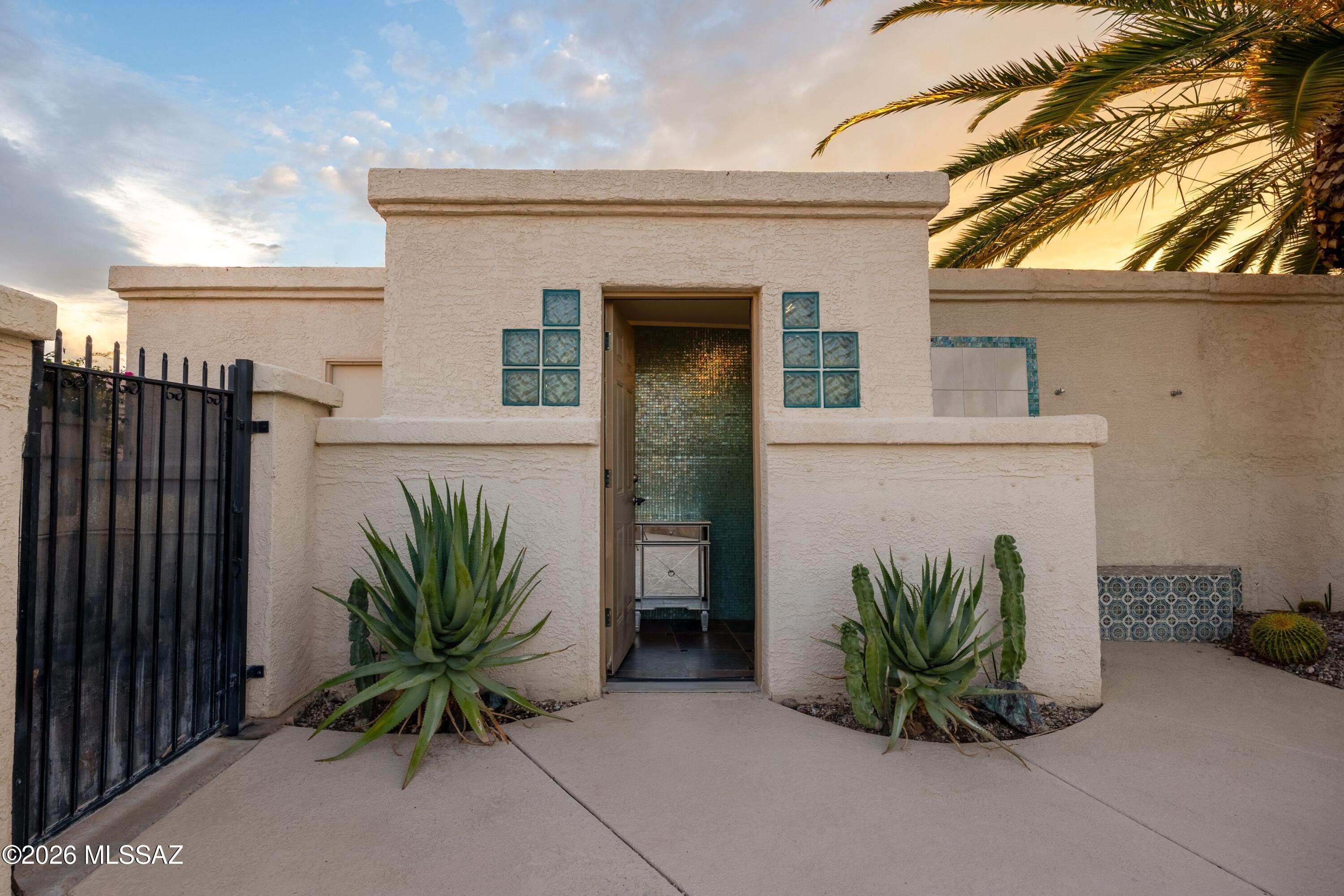 Monte Del Oro (1-187) - Residential