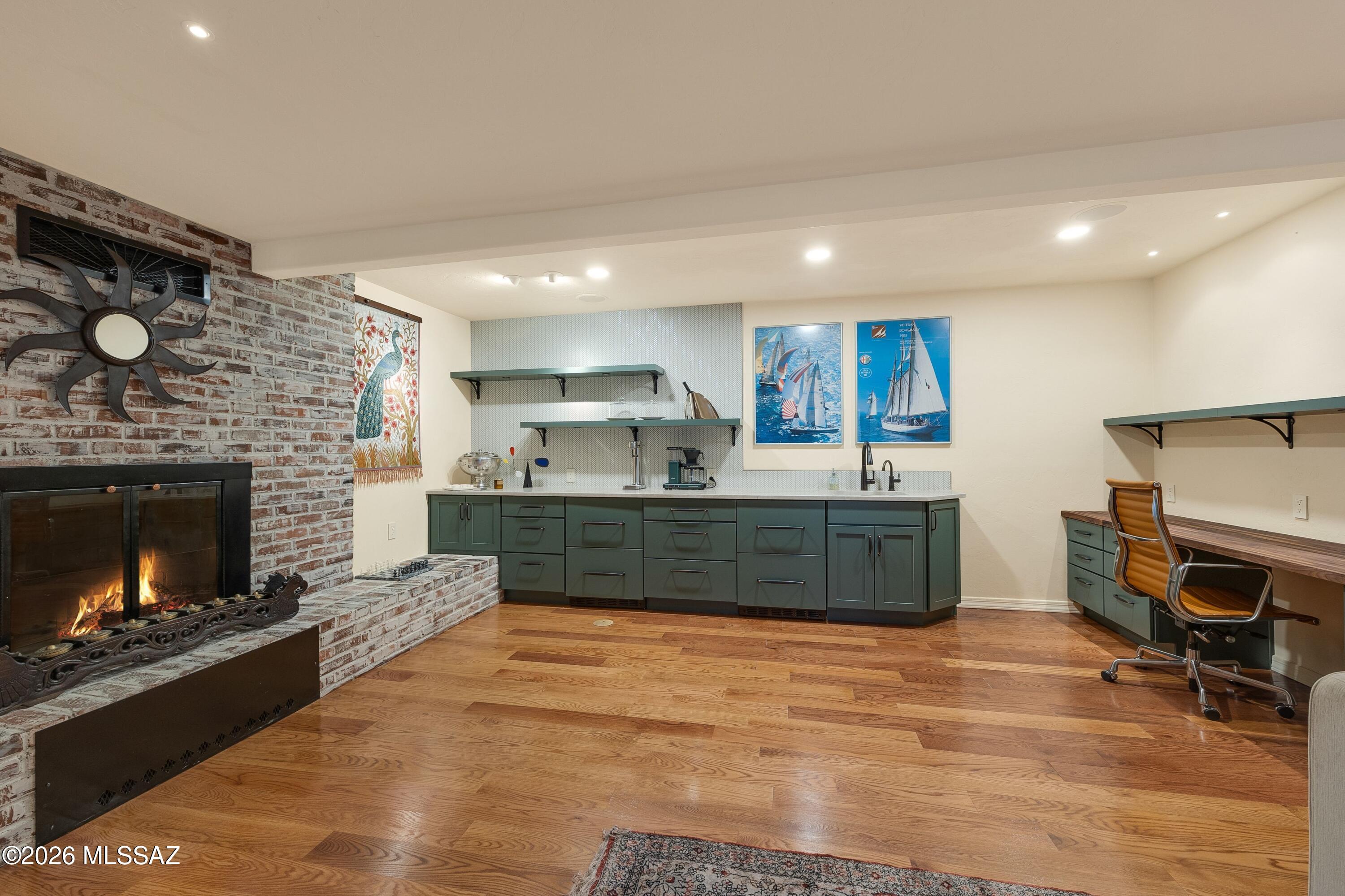 Monte Del Oro (1-187) - Residential