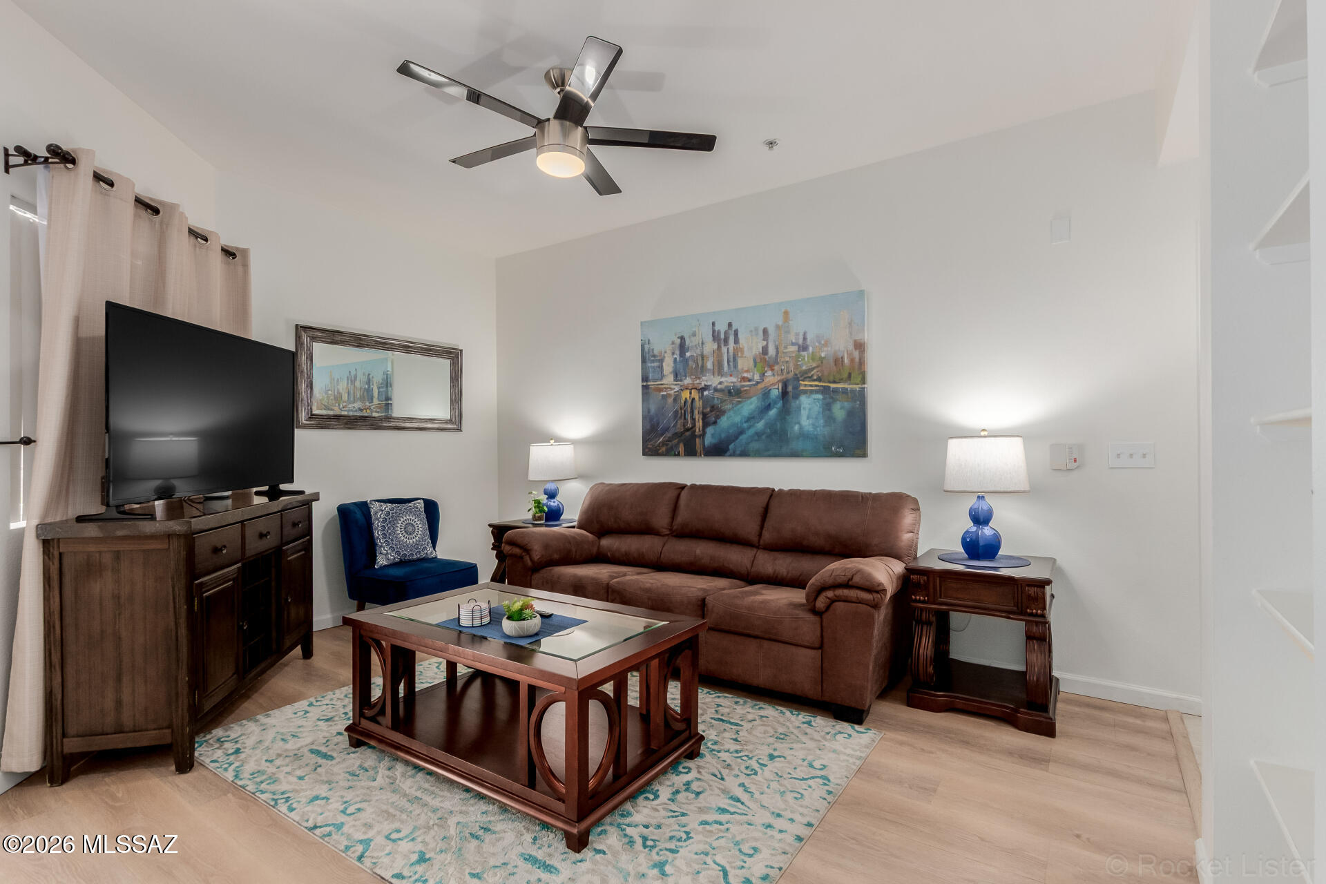 Discover this charming 2-bedroom condo in the desirable Sonterra at Williams Centre! Inside, you'll find inviting living spaces designed for entertaining and comfortable everyday living, featuring wood-look floors and a soothing palette that makes you want to stay. The pristine kitchen awaits your culinary adventures, equipped with ample cabinets, plenty of counter space, and stainless steel appliances. The main bedroom is a true retreat, showcasing a practical walk-in closet for effortless organization and a full ensuite. The balcony offers beautiful views of the pool, making it perfect for relaxing with your favorite drink. What's not to love? Make it yours!