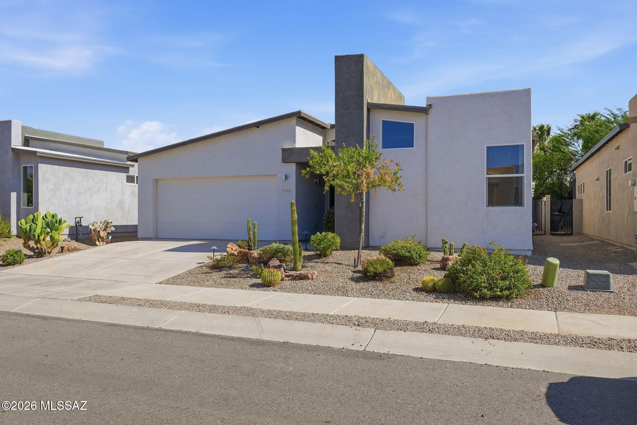 Elementary Place SQ20163230723 - Residential