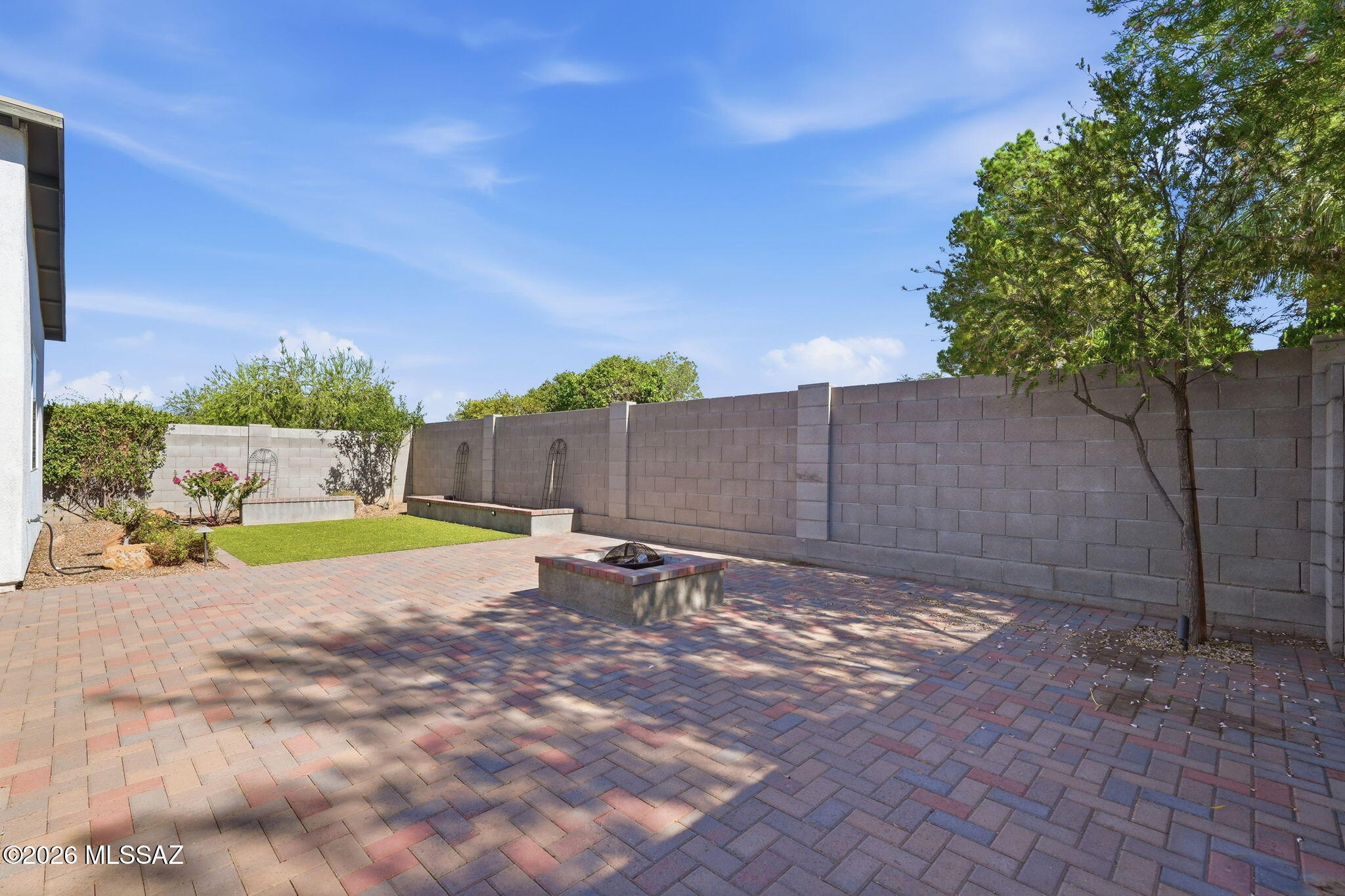 Elementary Place SQ20163230723 - Residential