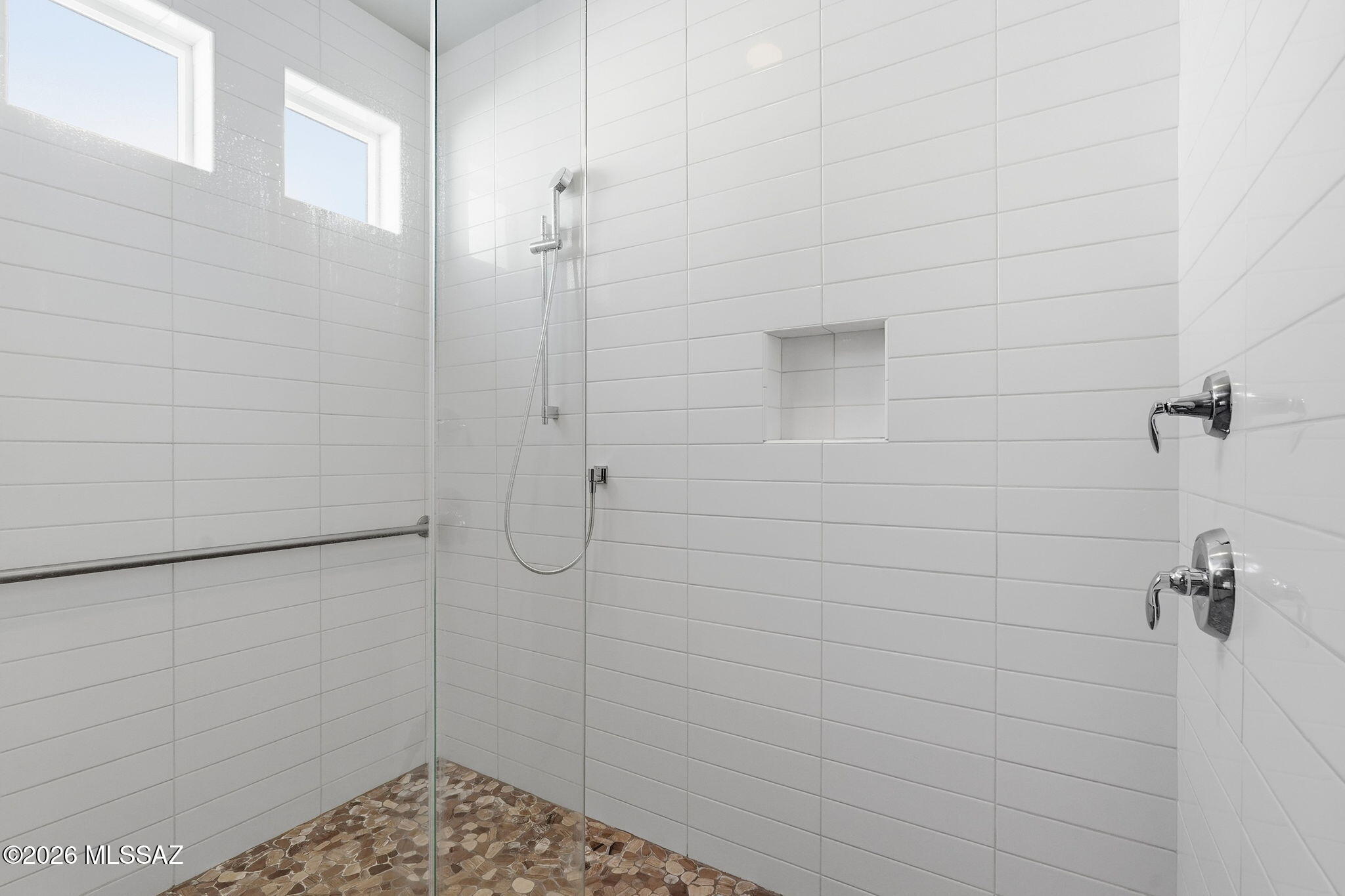 Elementary Place SQ20163230723 - Residential
