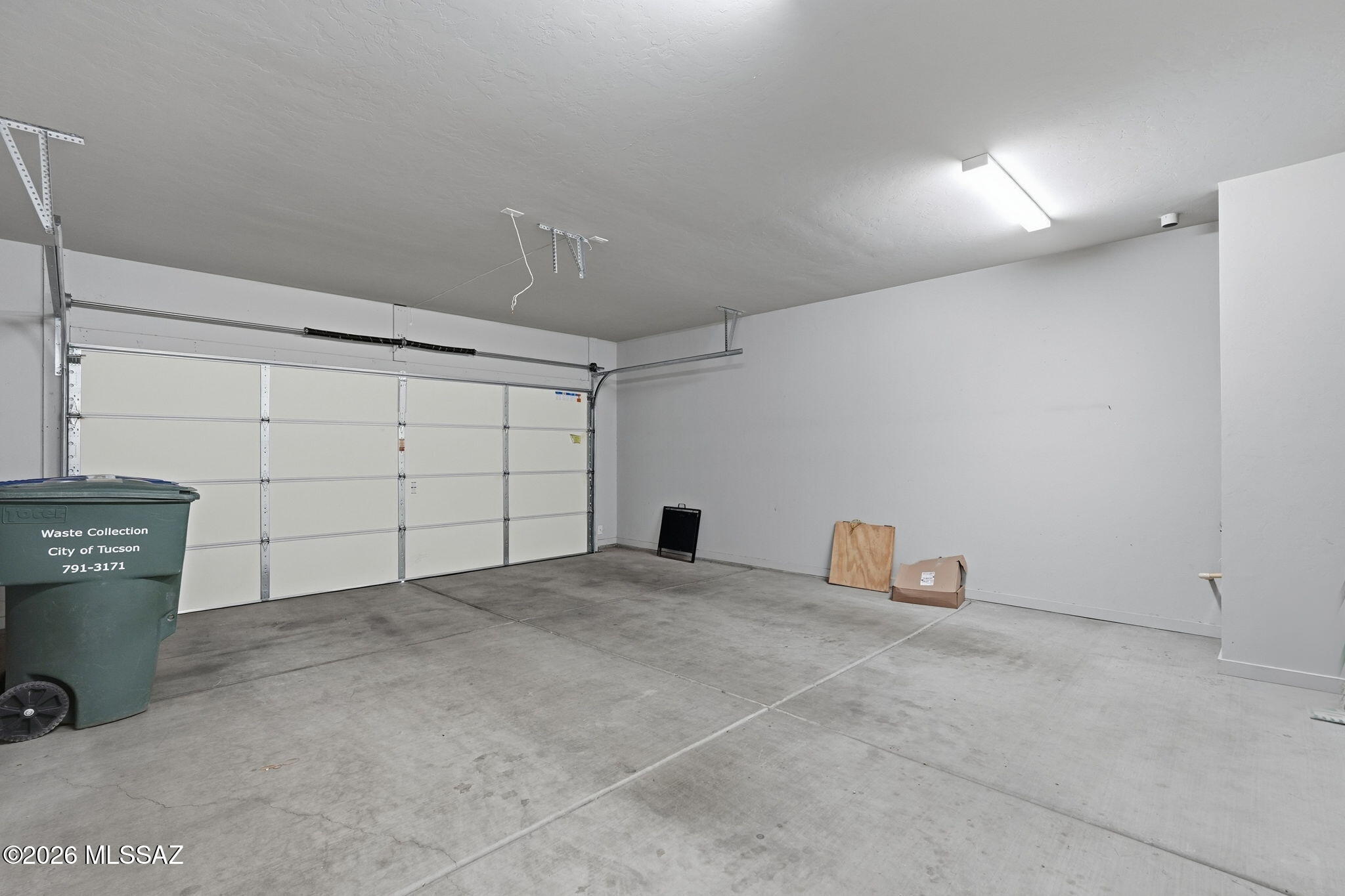 Elementary Place SQ20163230723 - Residential