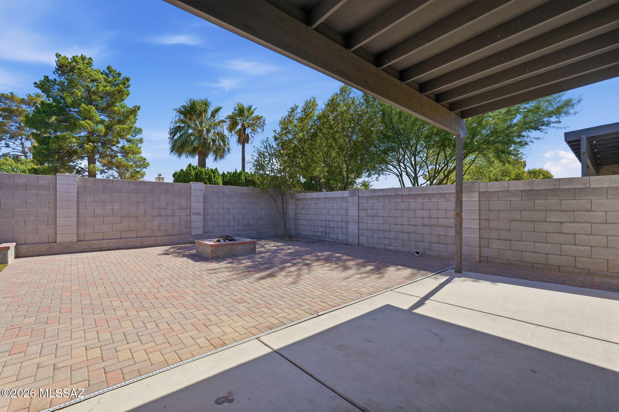 Elementary Place SQ20163230723 - Residential