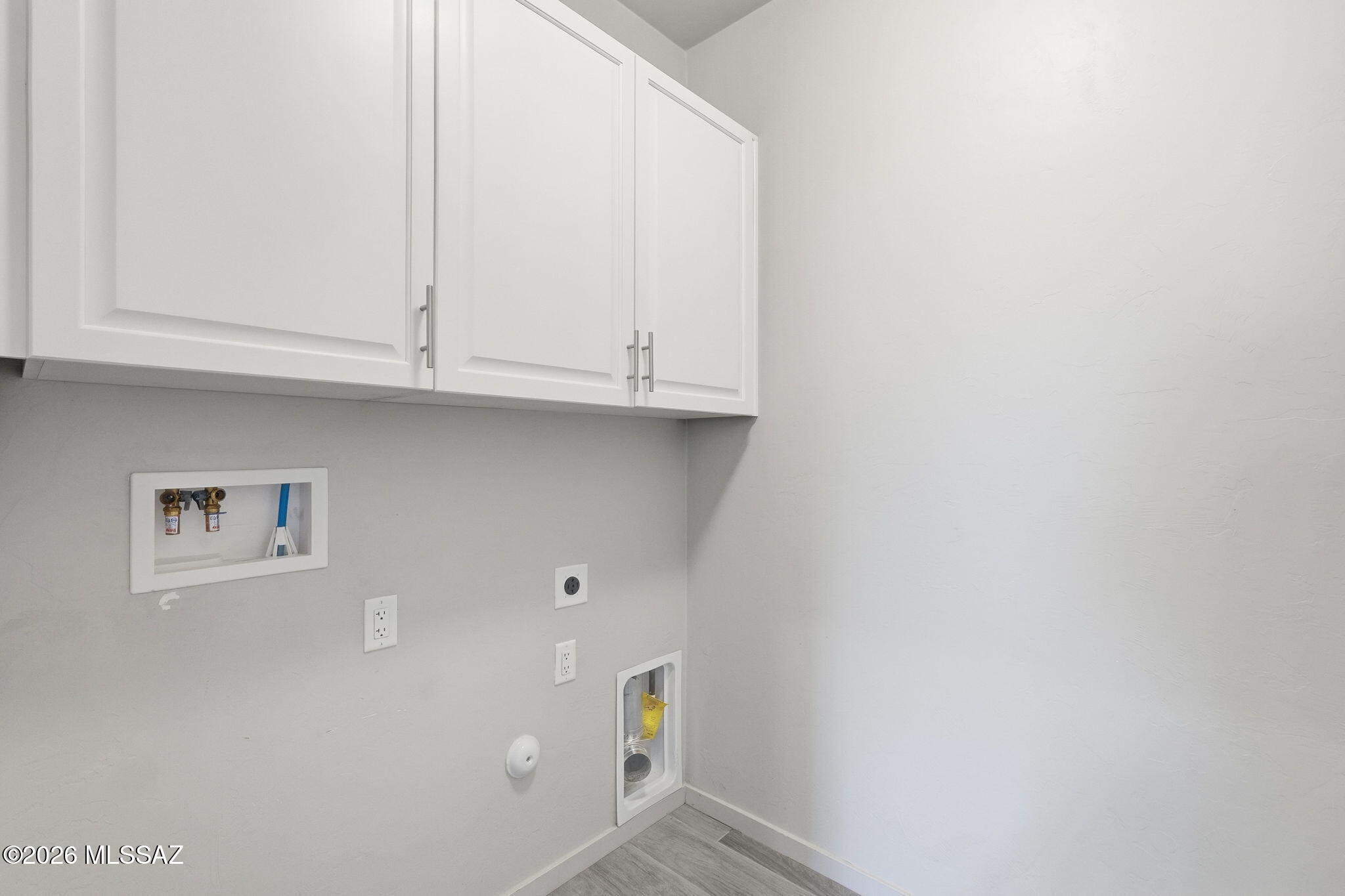 Elementary Place SQ20163230723 - Residential