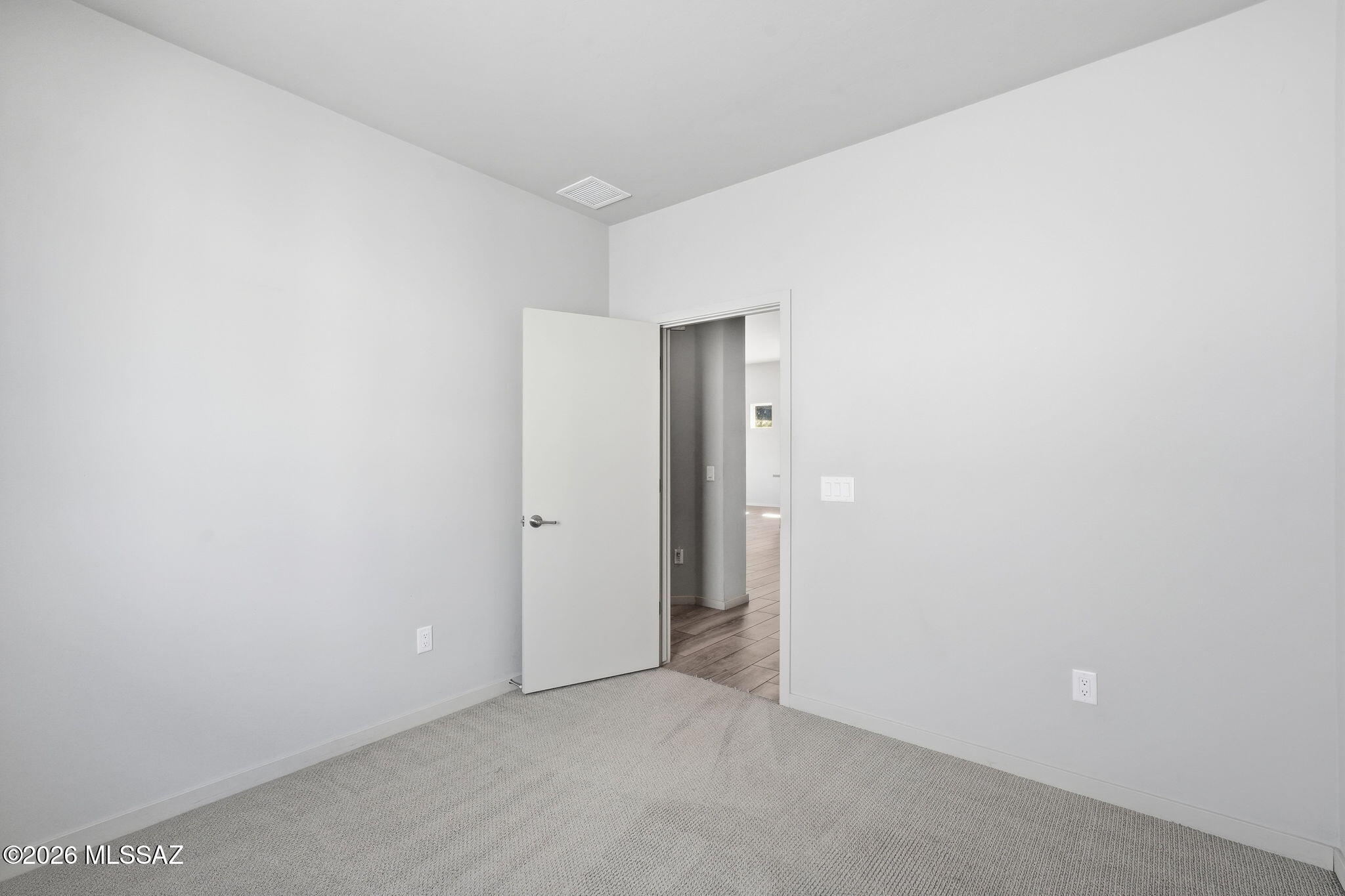Elementary Place SQ20163230723 - Residential
