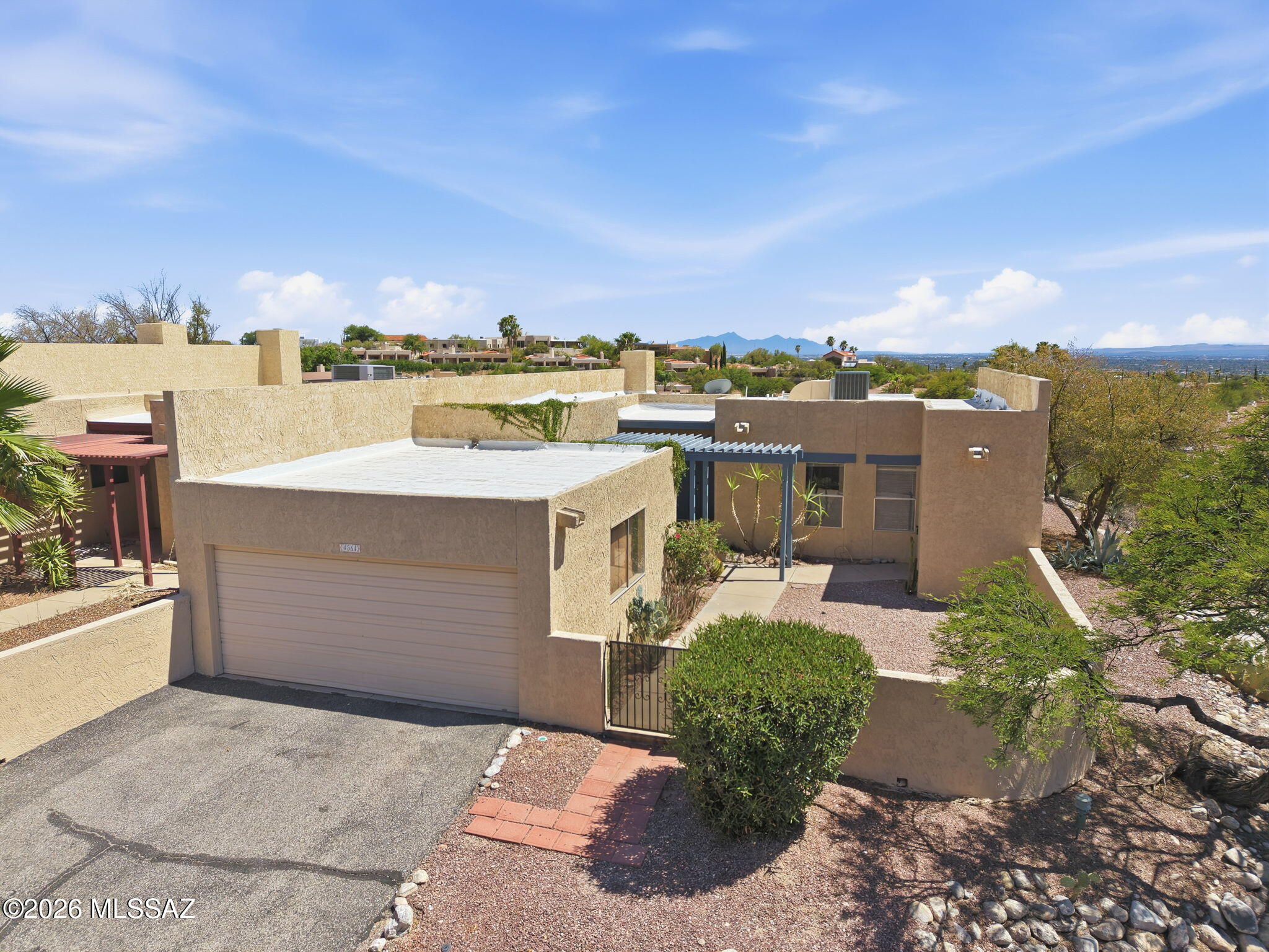 Viewpoint II Townhouses - Residential
