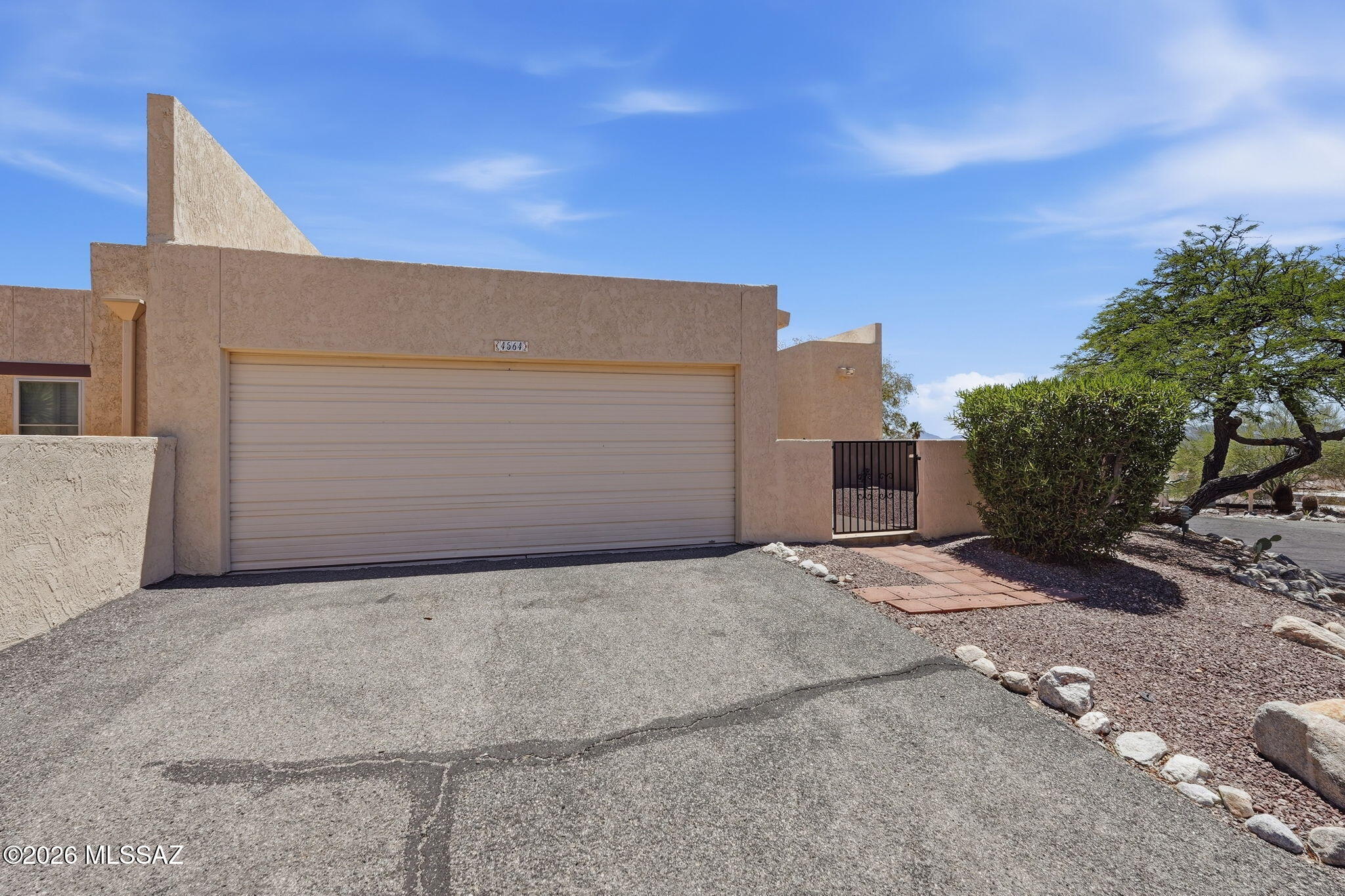 Viewpoint II Townhouses - Residential