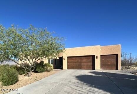 Enjoy desert living at its finest in the highly sought-after Estates at Old Spanish Trail. This beautifully appointed home features an open-concept great room that flows seamlessly into a gourmet kitchen complete with granite countertops, large center island, gas cooktop, and abundant cabinet space that is perfect for entertaining and everyday living.
The spacious primary suite offers a luxurious retreat with a soaking tub, walk-in shower, and generous closet space. A versatile den provides the ideal setting for a home office, media room, or guest space.
Step outside to a private backyard oasis featuring a covered patio, artificial turf, paver hardscape, cozy fire pit, and built-in grill. Relax and take in the stunning mountain views while enjoying Arizona's beautiful outdoor lifestyle.