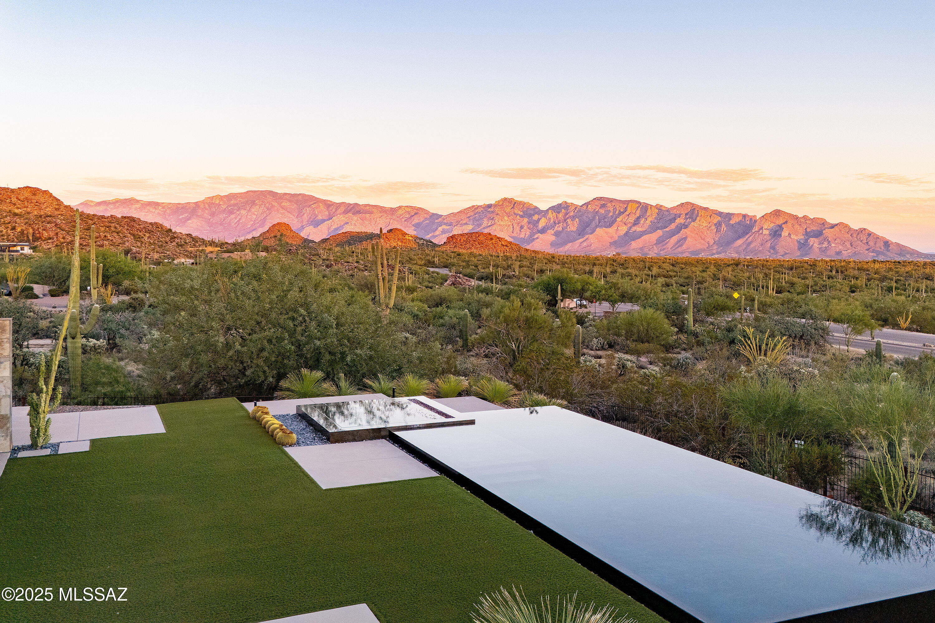 Canyon Pass At Dove Mountain - Residential