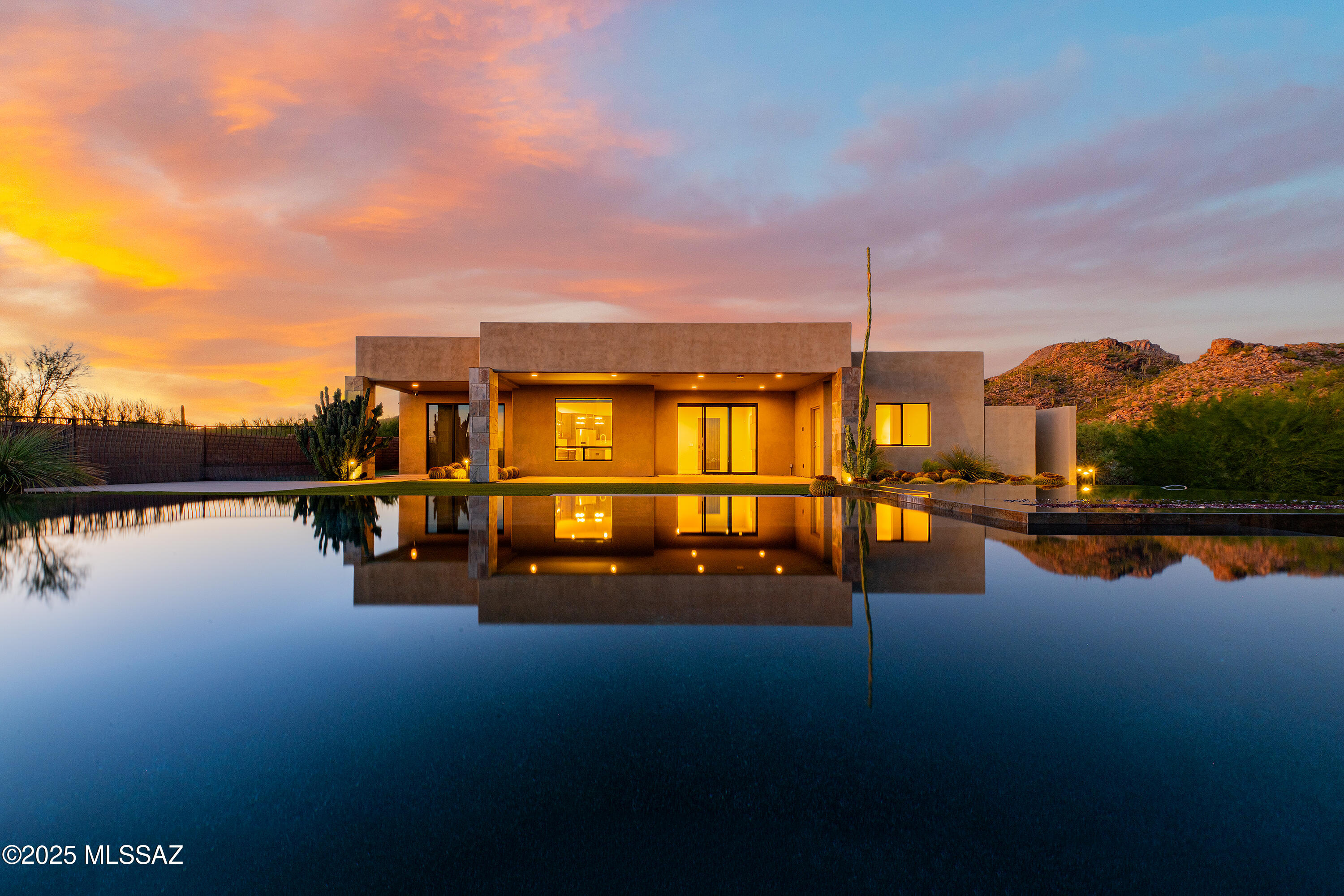 Canyon Pass At Dove Mountain - Residential