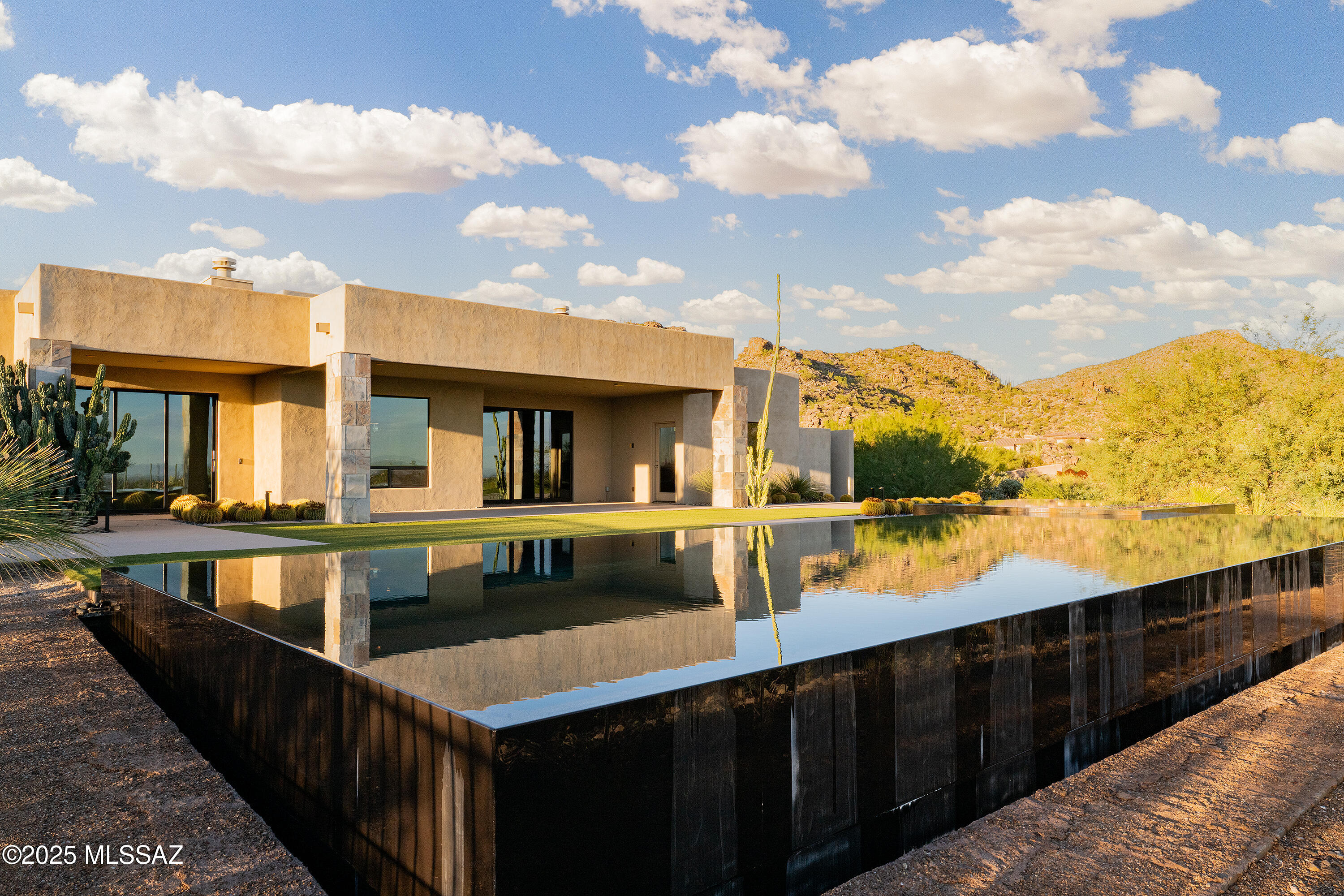 Canyon Pass At Dove Mountain - Residential