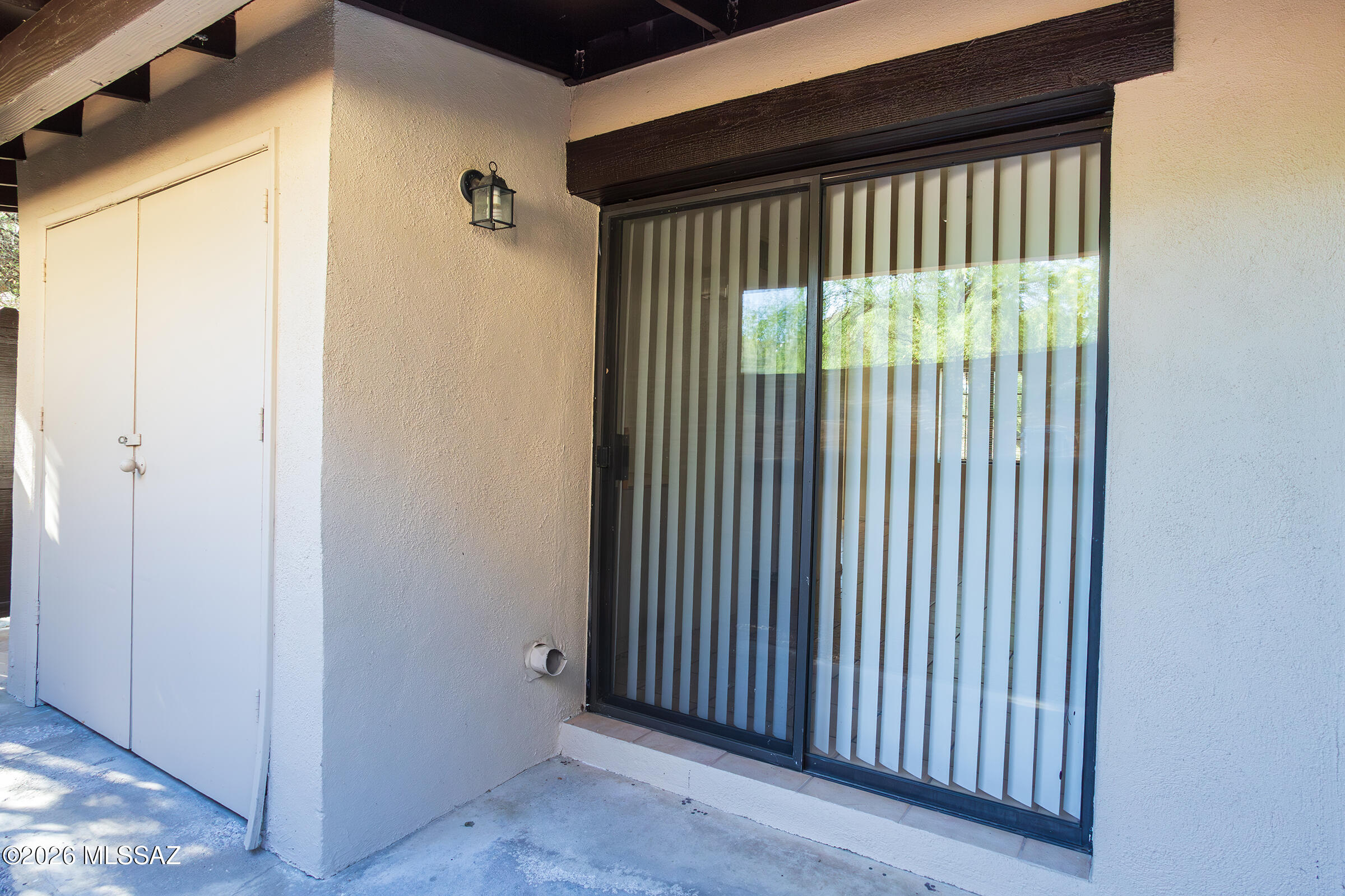 Rolling Hills - Residential Lease