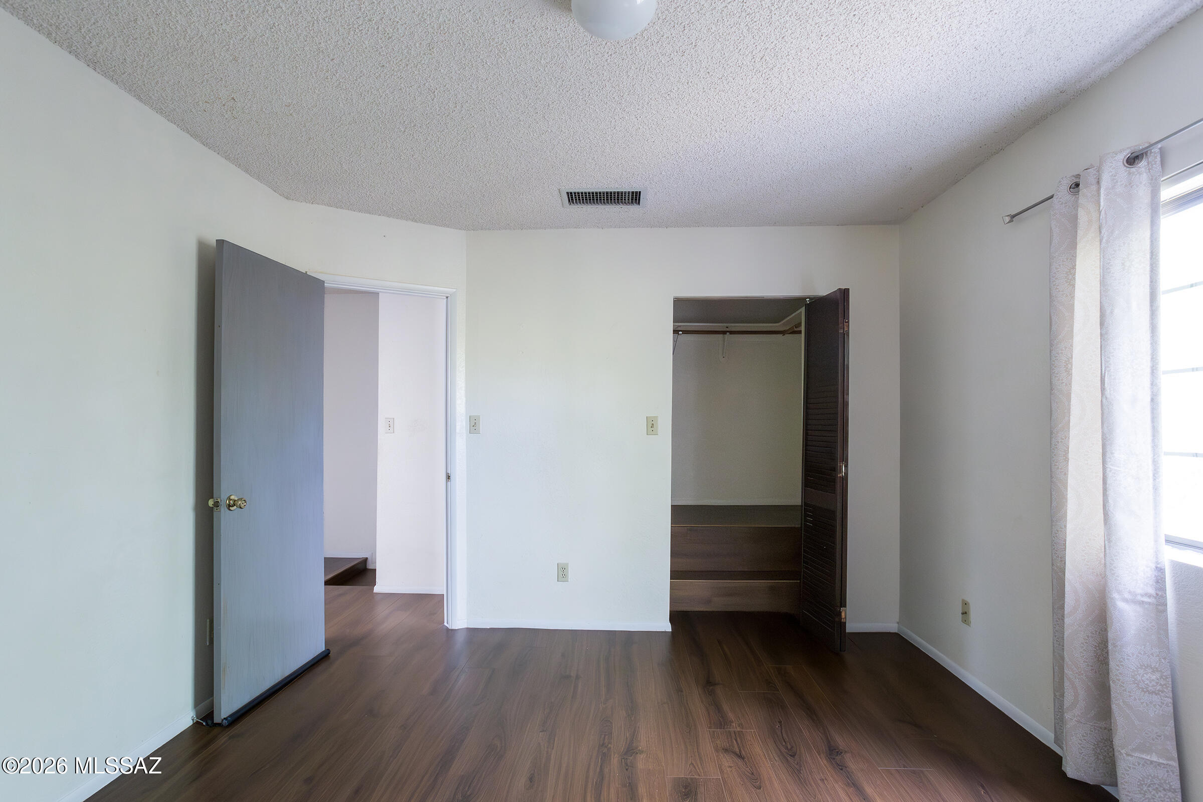 Rolling Hills - Residential Lease