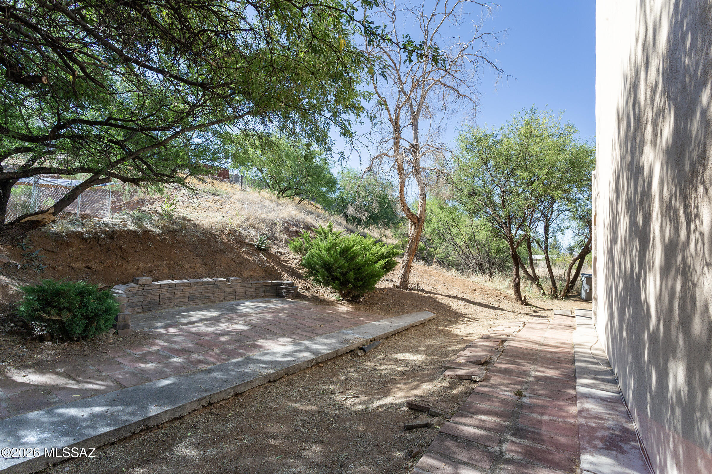 Rolling Hills - Residential Lease