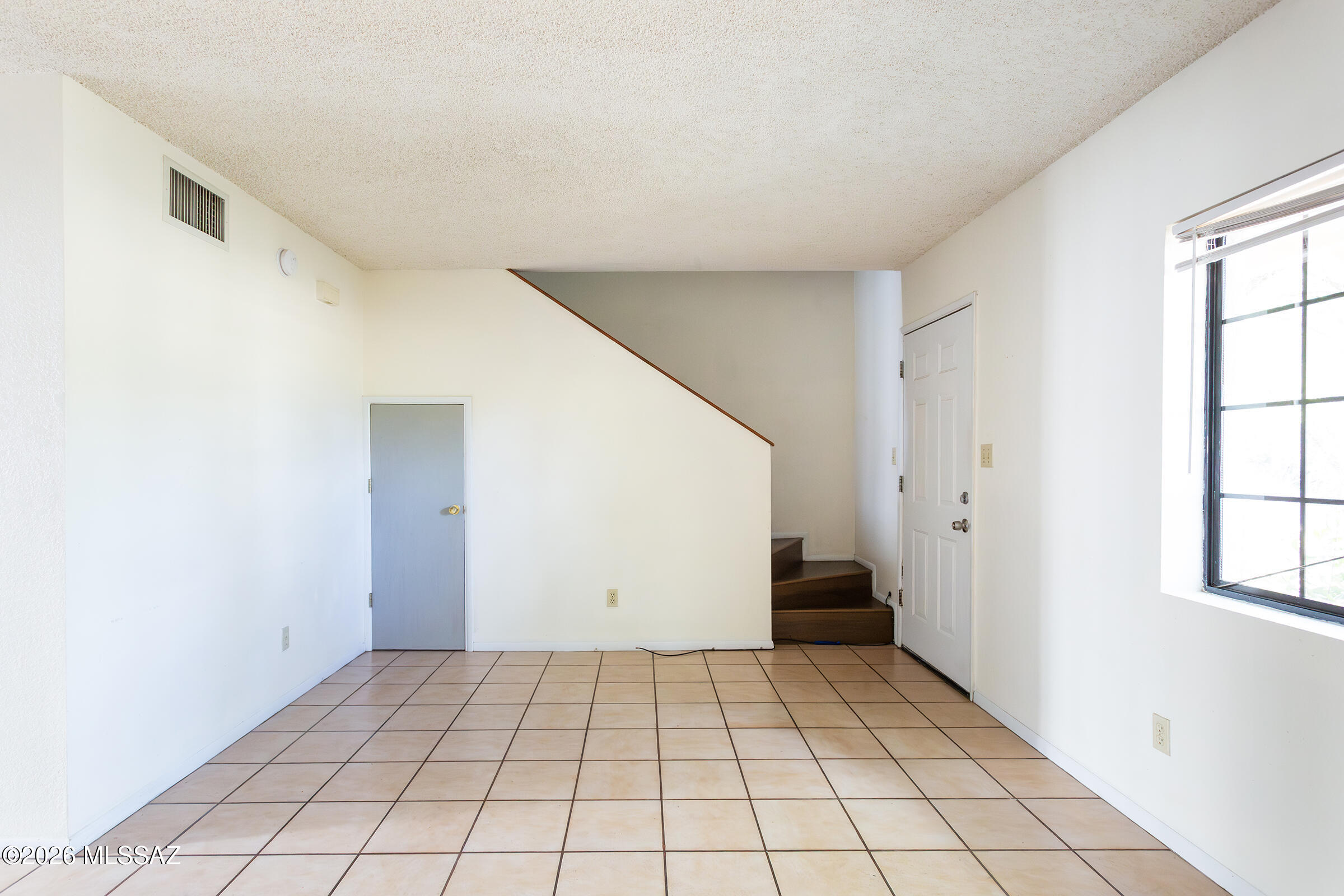 Rolling Hills - Residential Lease