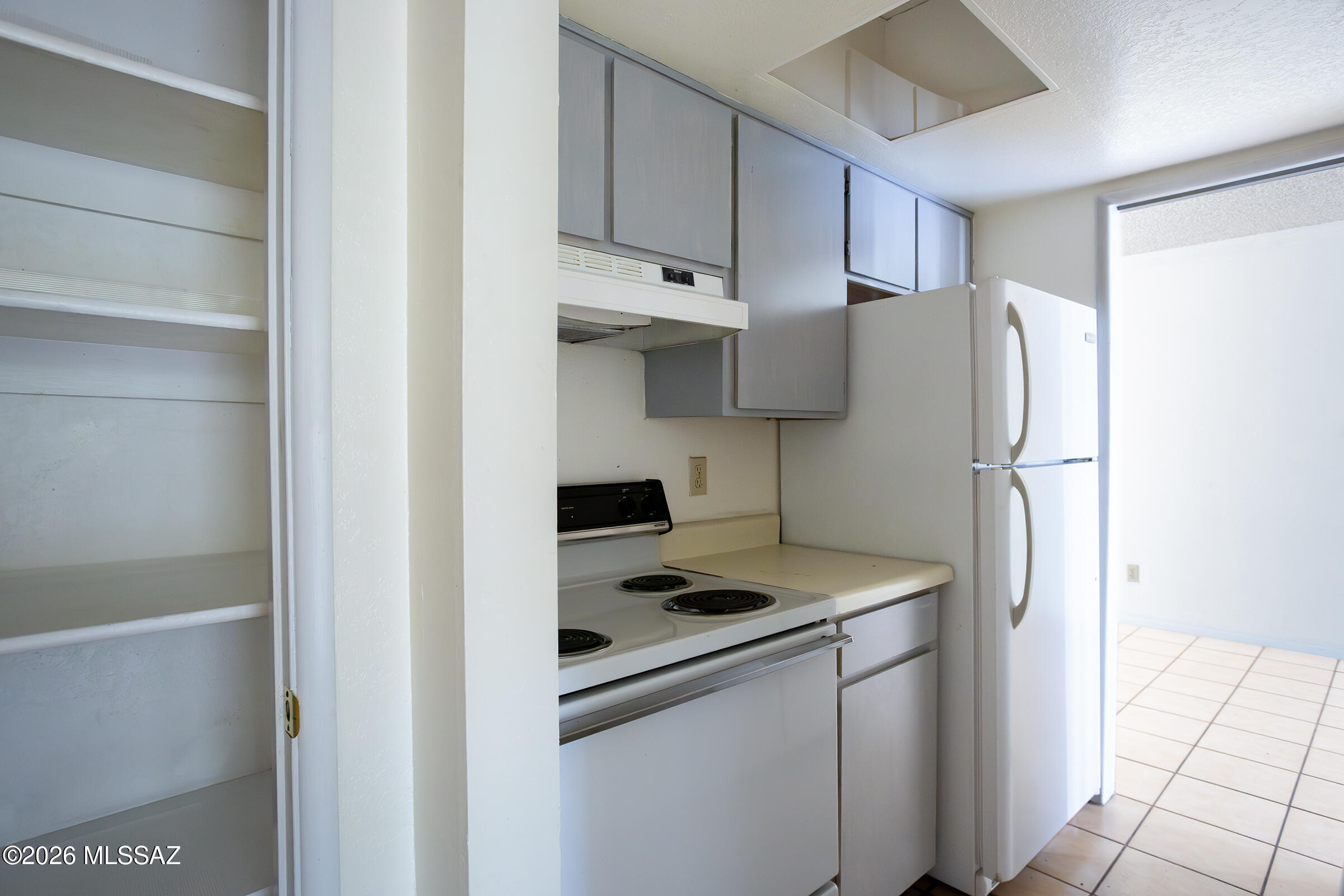 Rolling Hills - Residential Lease