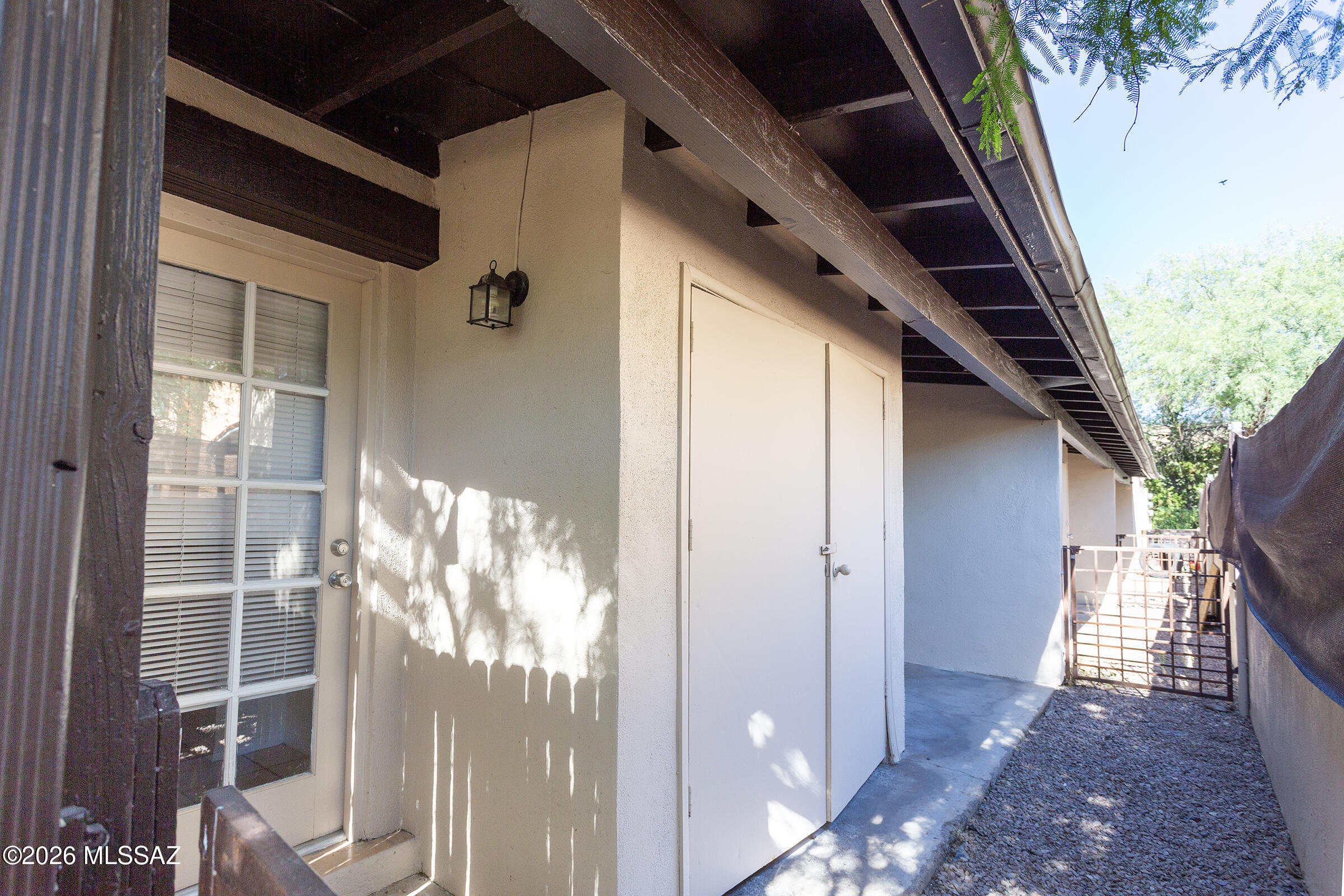 Rolling Hills - Residential Lease