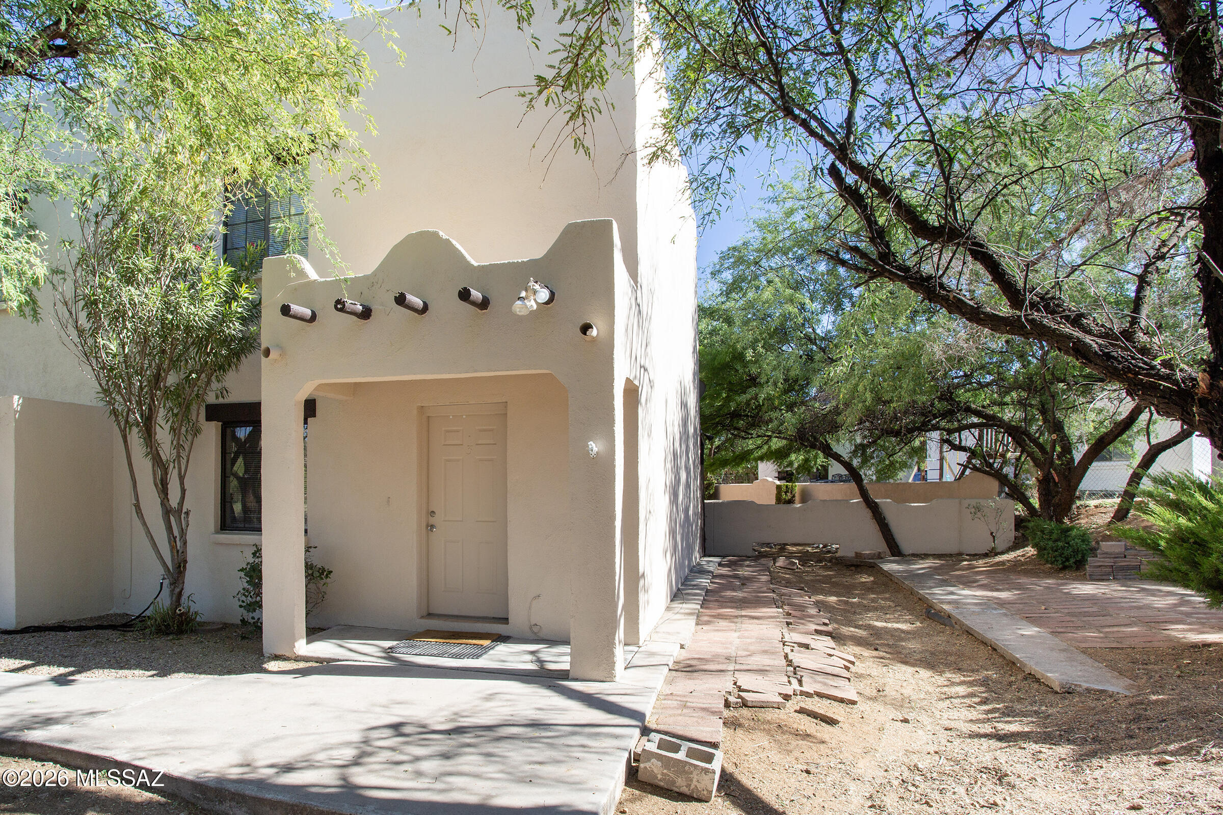 Rolling Hills - Residential Lease