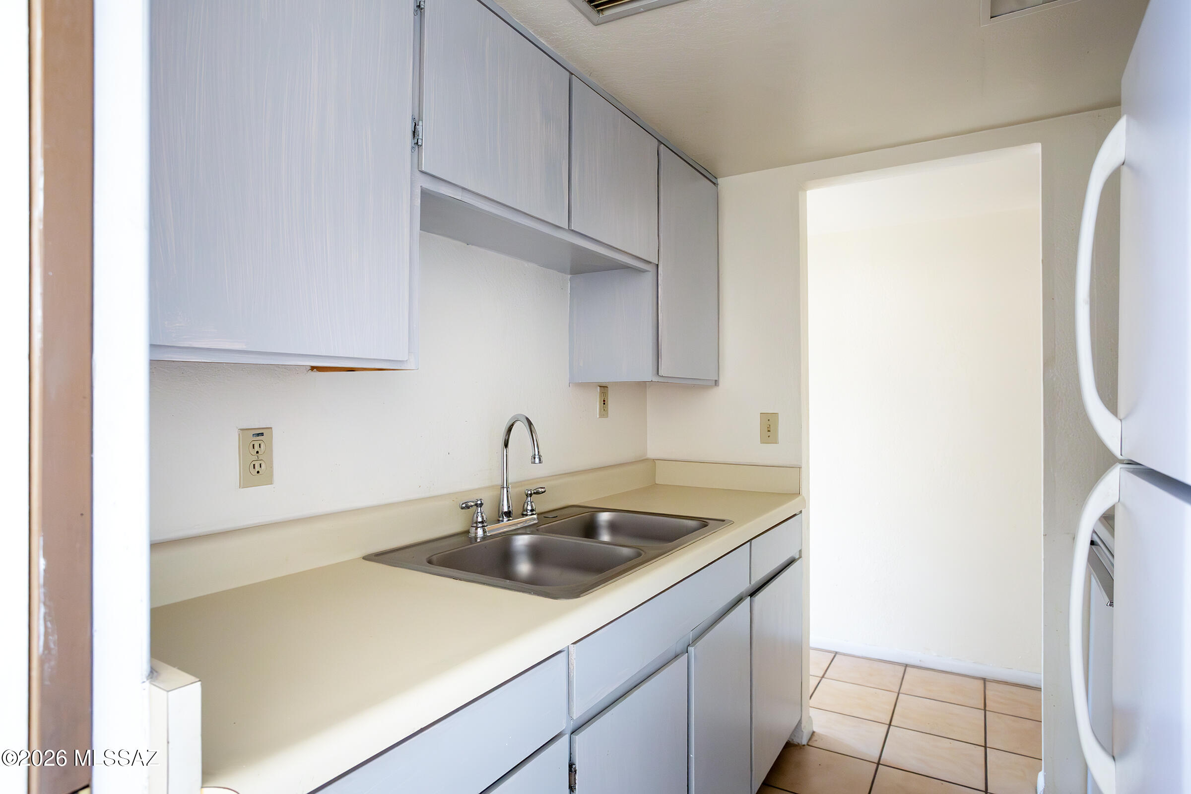 Rolling Hills - Residential Lease
