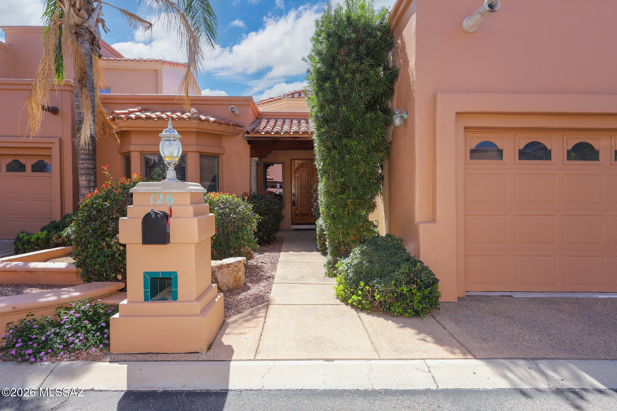 Villa Escondido Condos (1-10) - Residential