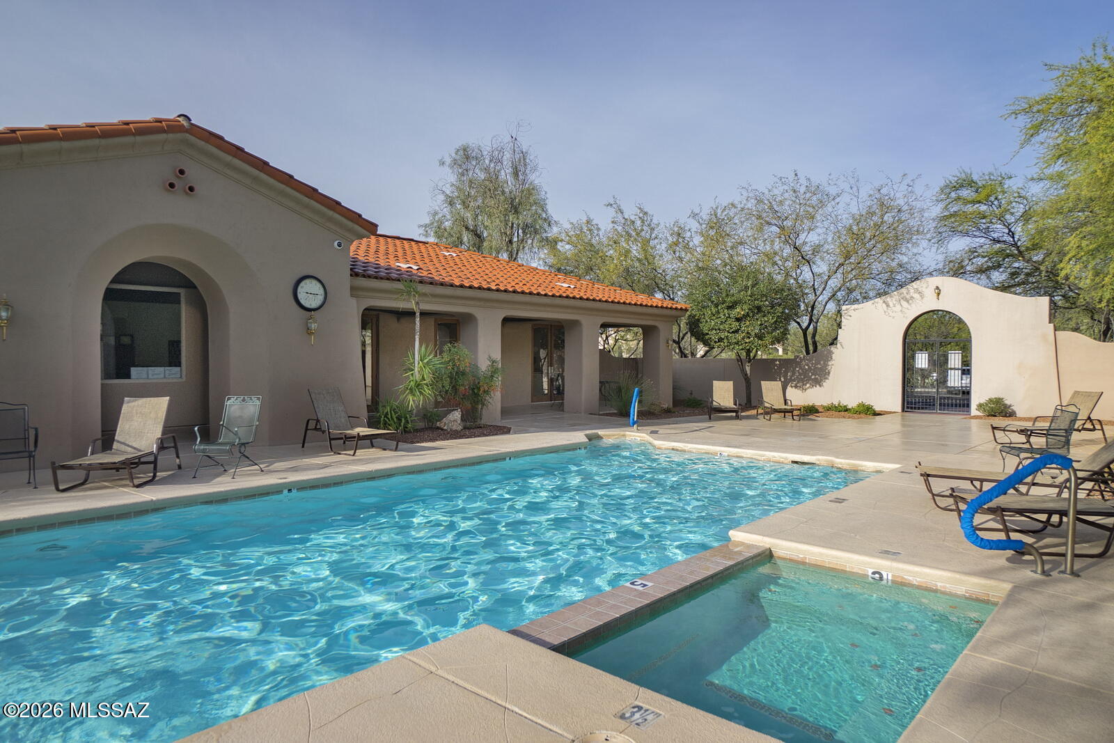 Pinnacle @ Sabino Springs resub (1-62) - Residential