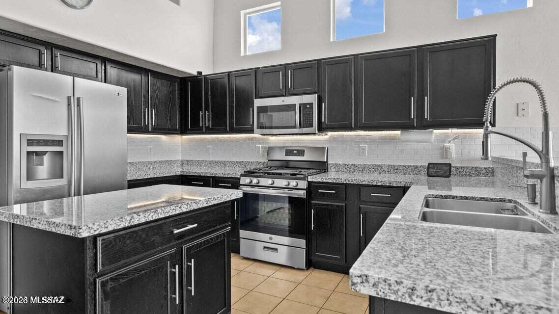 Bella Vista - Residential Lease
