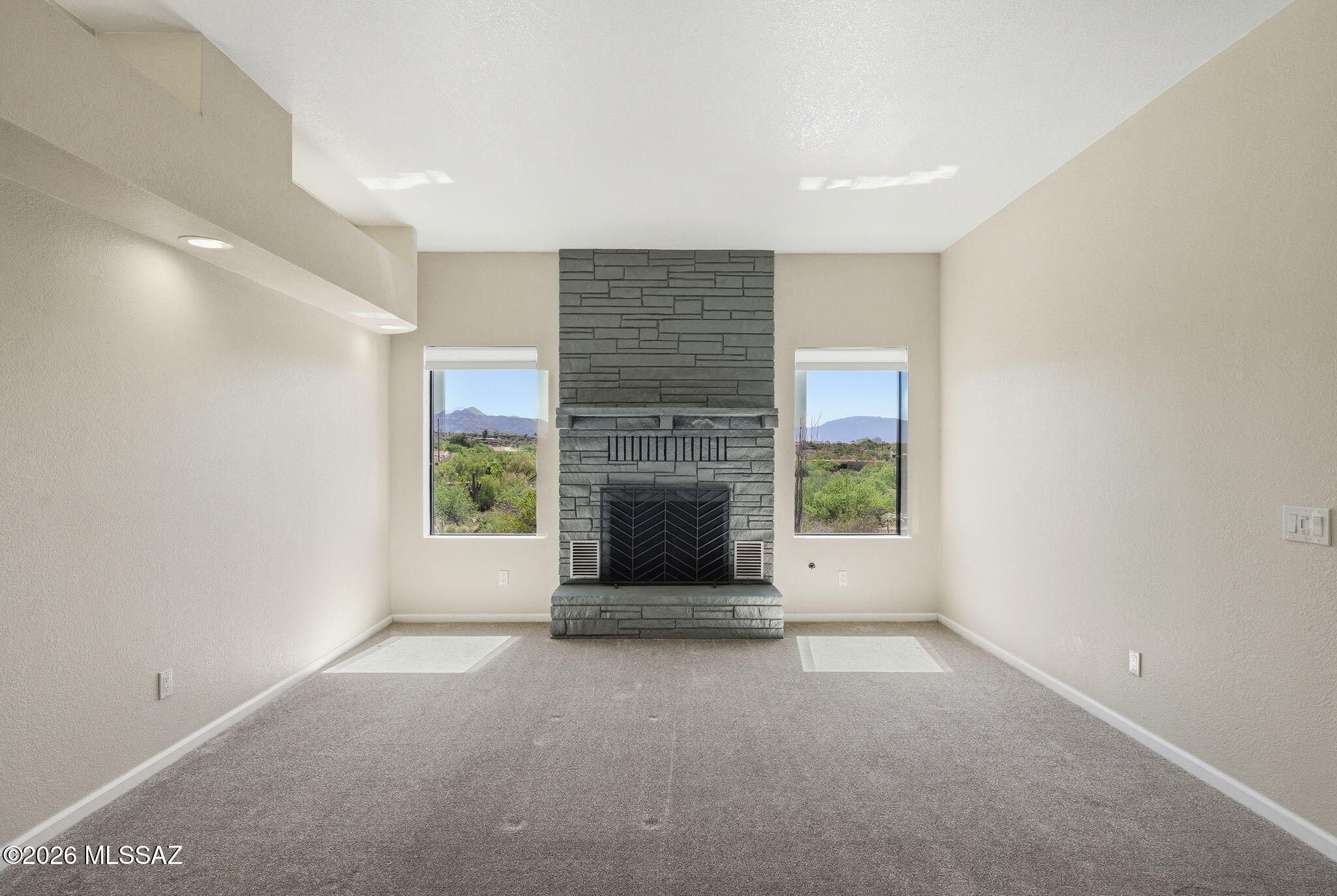 Las Alturas (1-167) - Residential