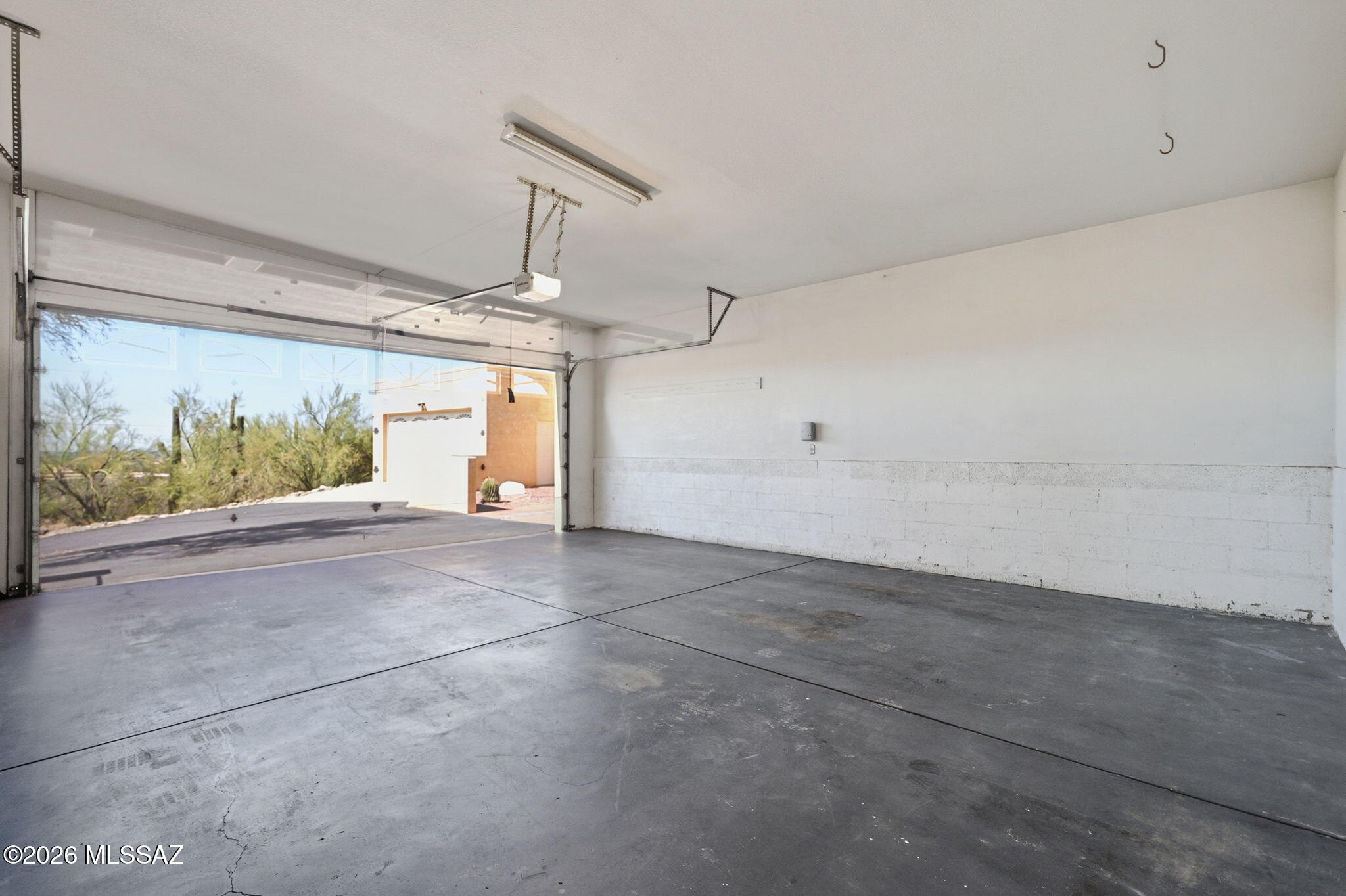 Las Alturas (1-167) - Residential