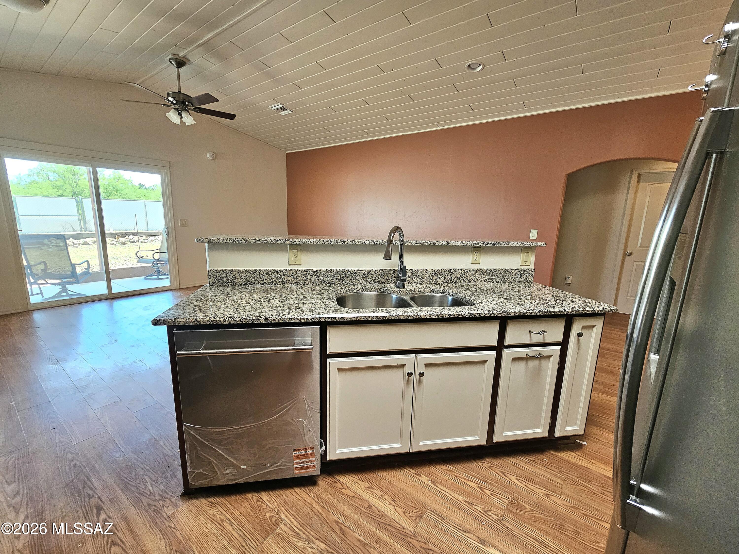 Mescal Lakes - Residential