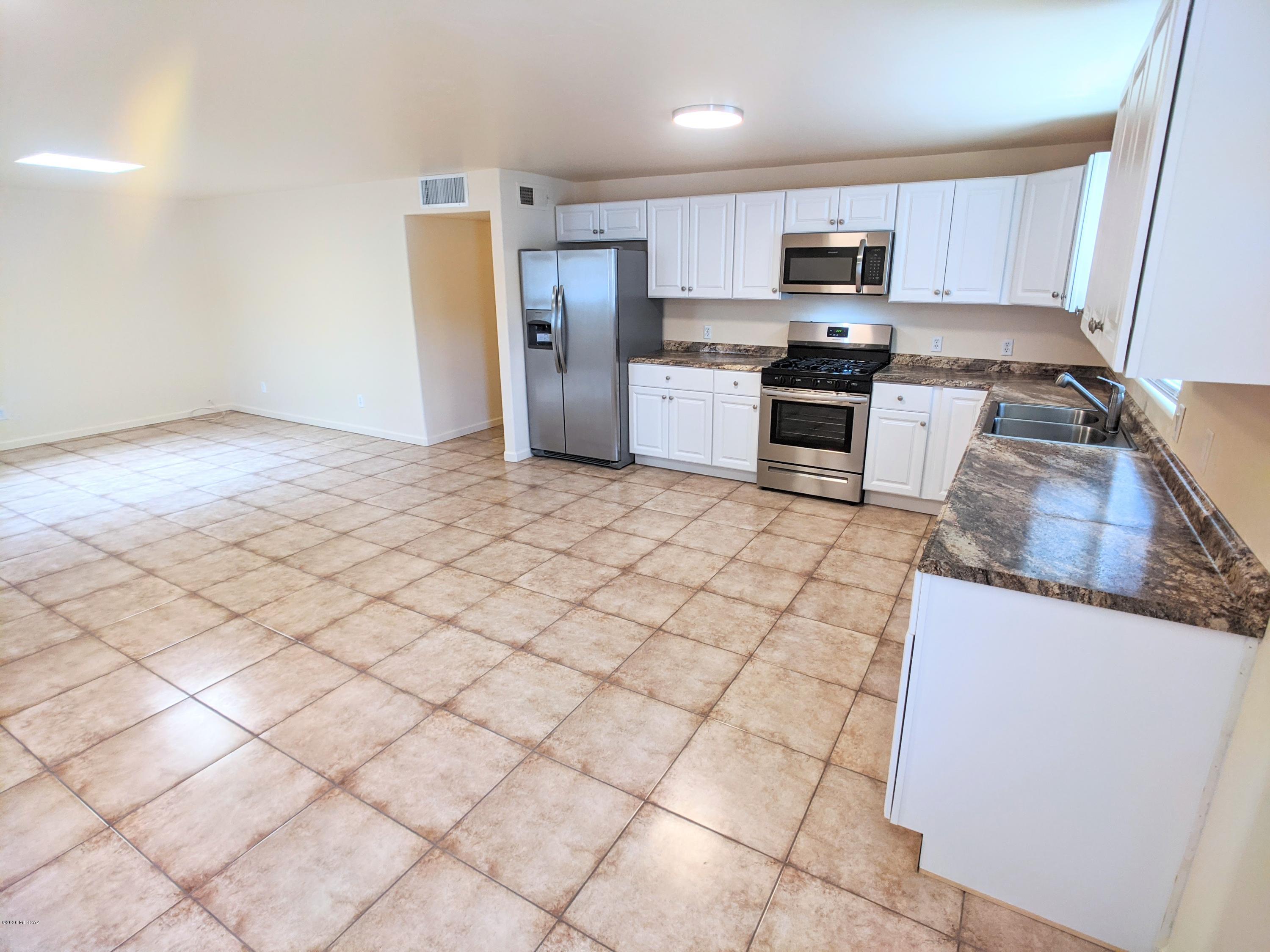 Freshly renovated 4 bed 2 bath 1600 square foot home. Off street parking, extra storage laundry hook ups inside. Brand new kitchen, bathrooms, floors, and paint. NO CARPET! Minutes from down town and street car for easy U of A trips and walking distance to shopping and dining at the MSA Annex. Call today for your personal showing!