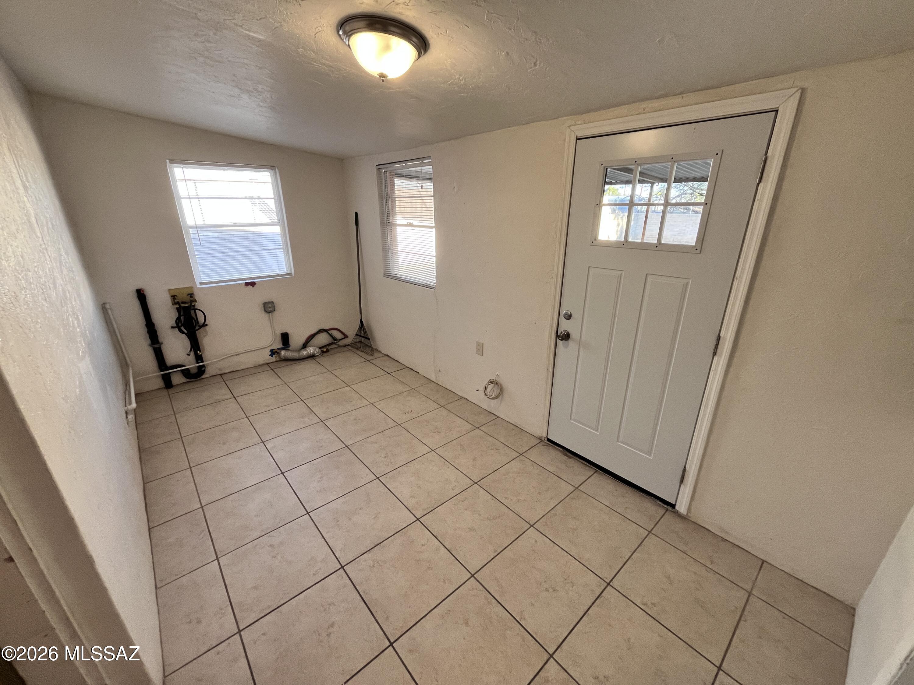 Speedway Park Annex - Residential Lease