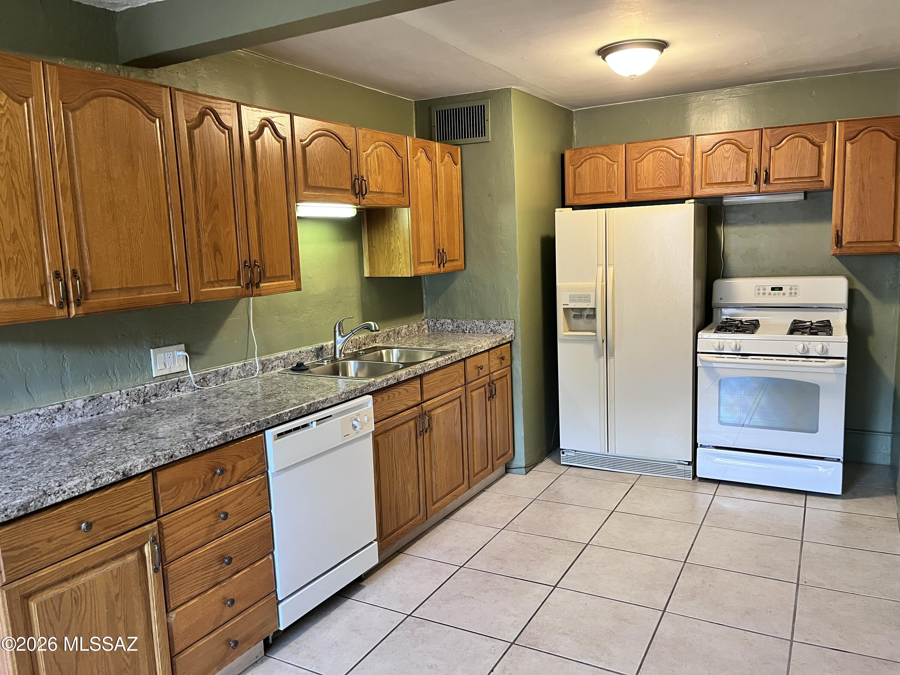 Speedway Park Annex - Residential Lease