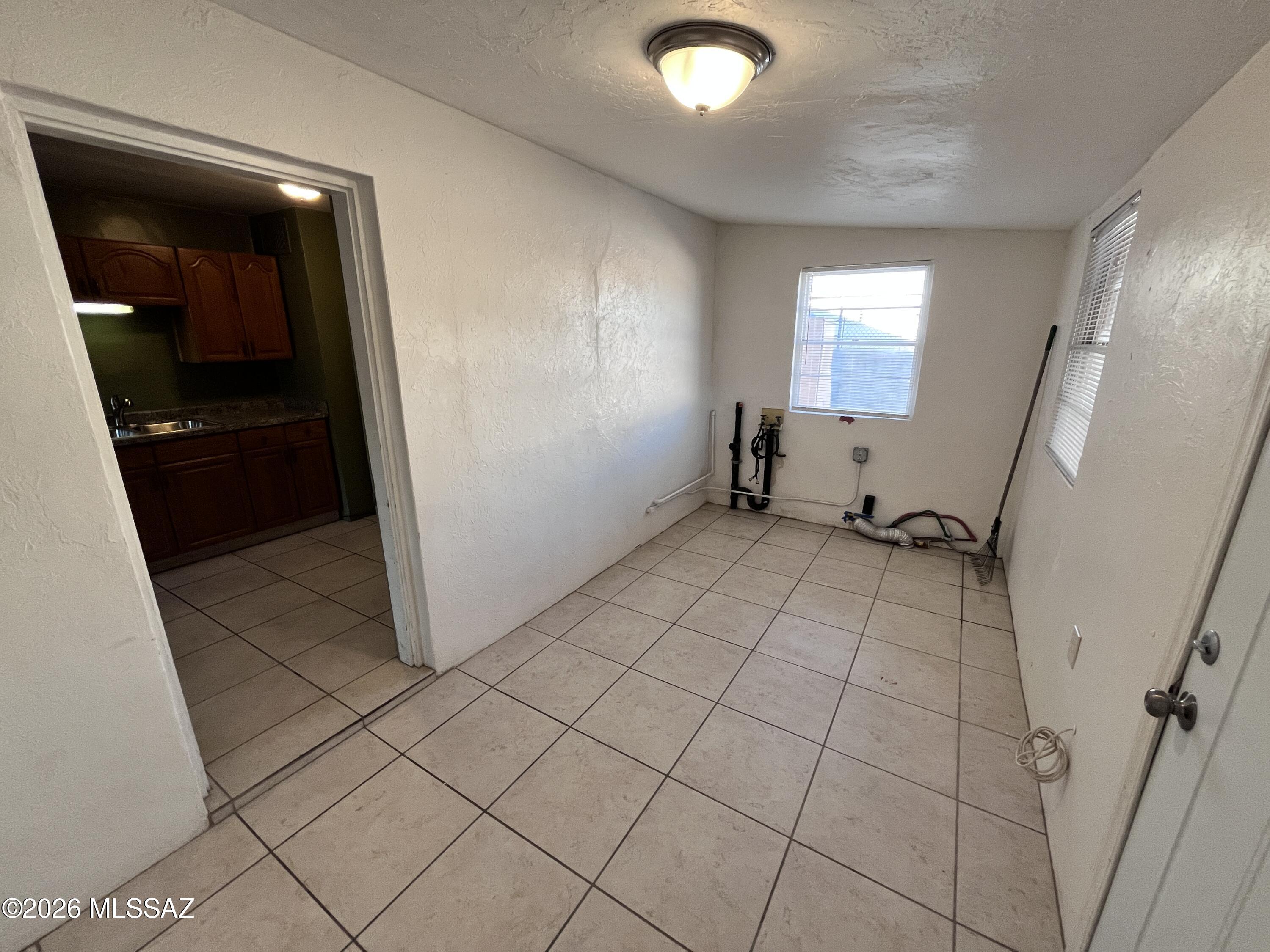 Speedway Park Annex - Residential Lease