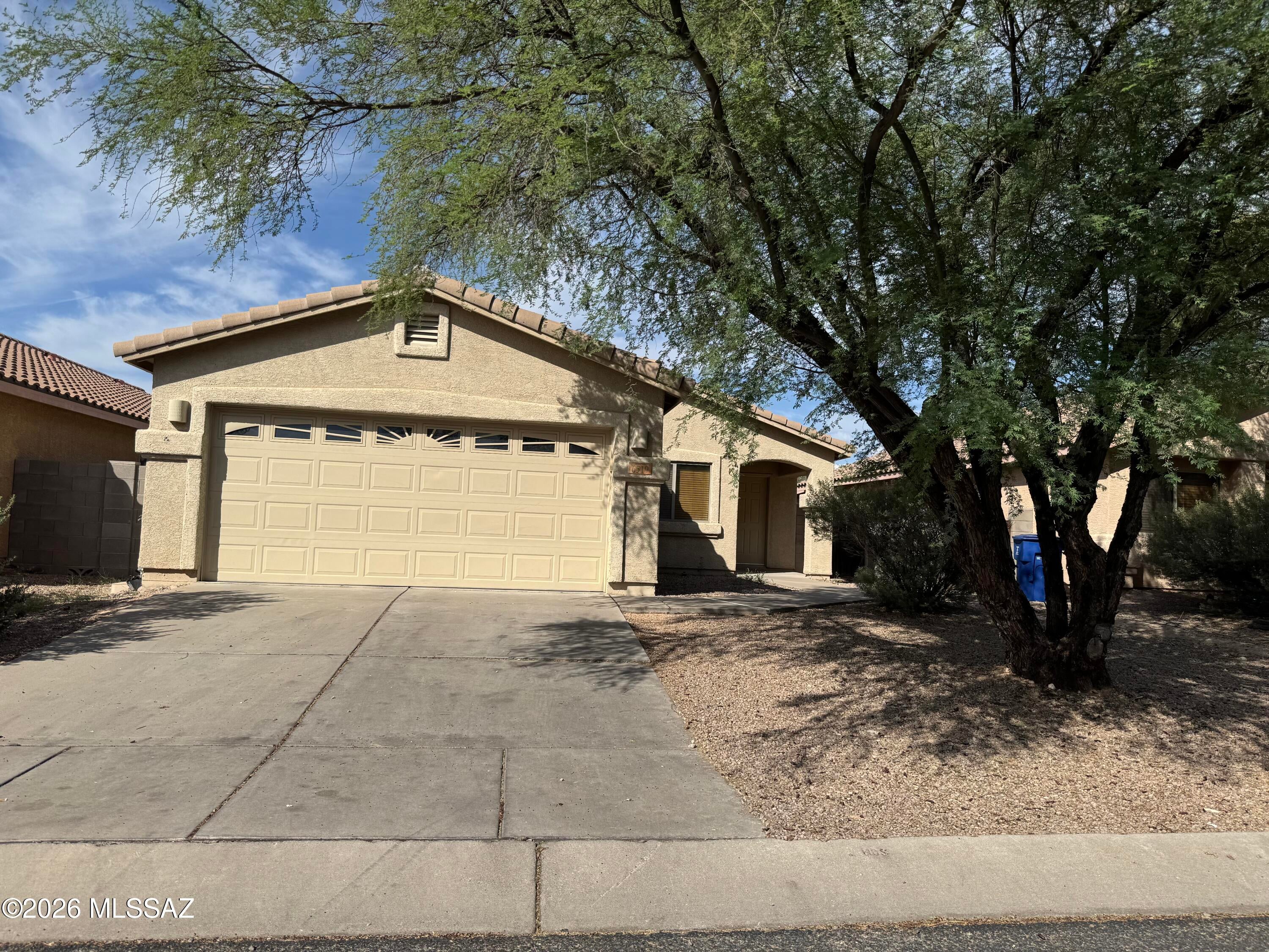 Vista Montana Estates - Residential Lease