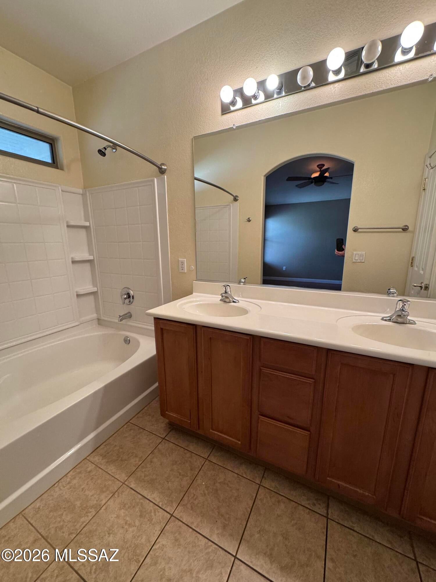 Vista Montana Estates - Residential Lease