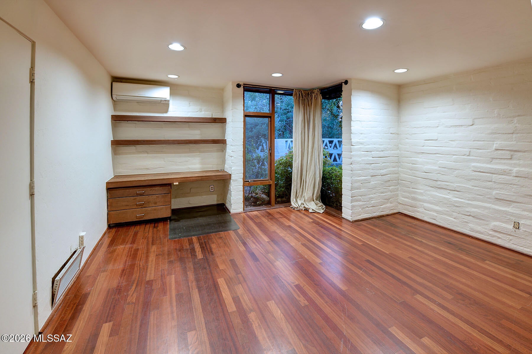 Catalina Foothills Estates NO. 5 - Residential