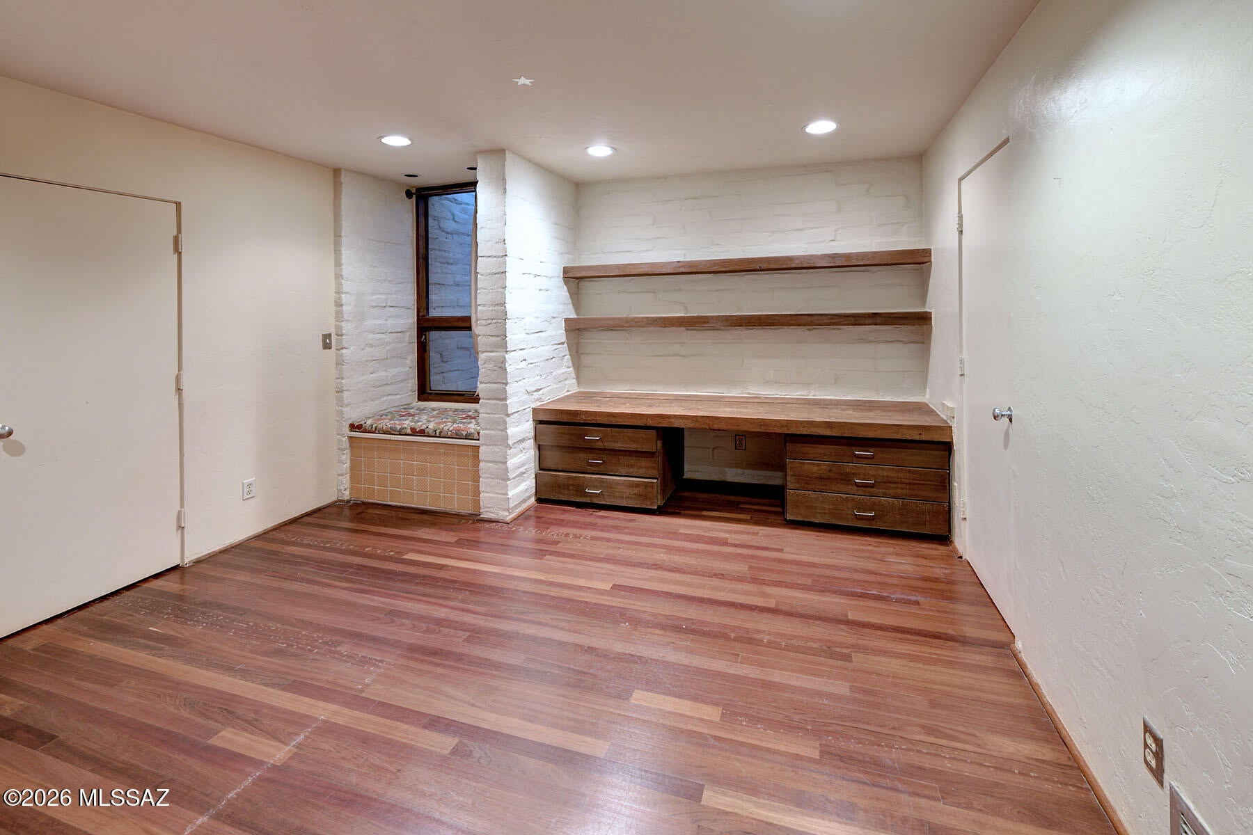 Catalina Foothills Estates NO. 5 - Residential