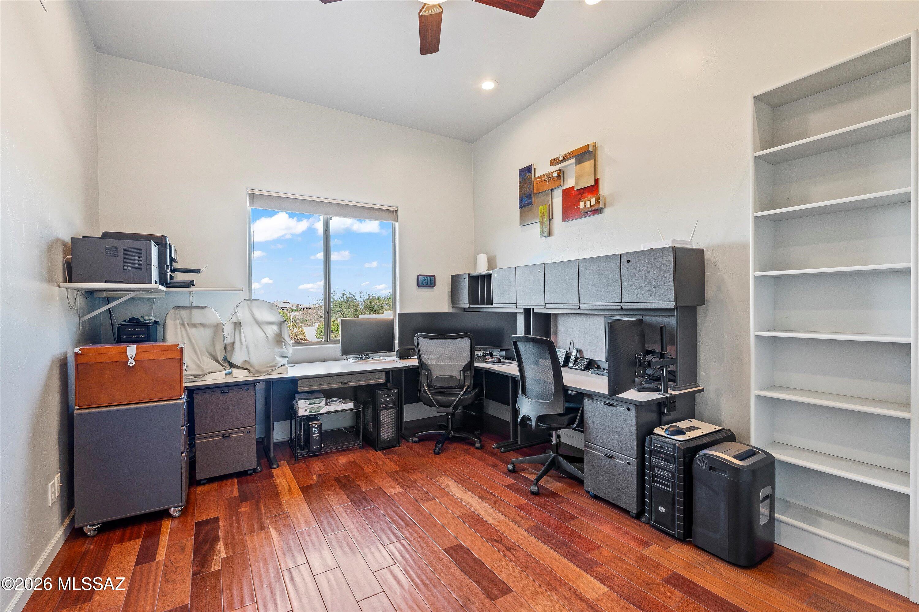 La Reserve (1-24) - Residential