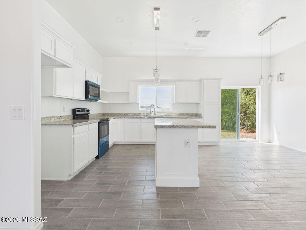 Rio Rico Ranchettes 18 - Residential