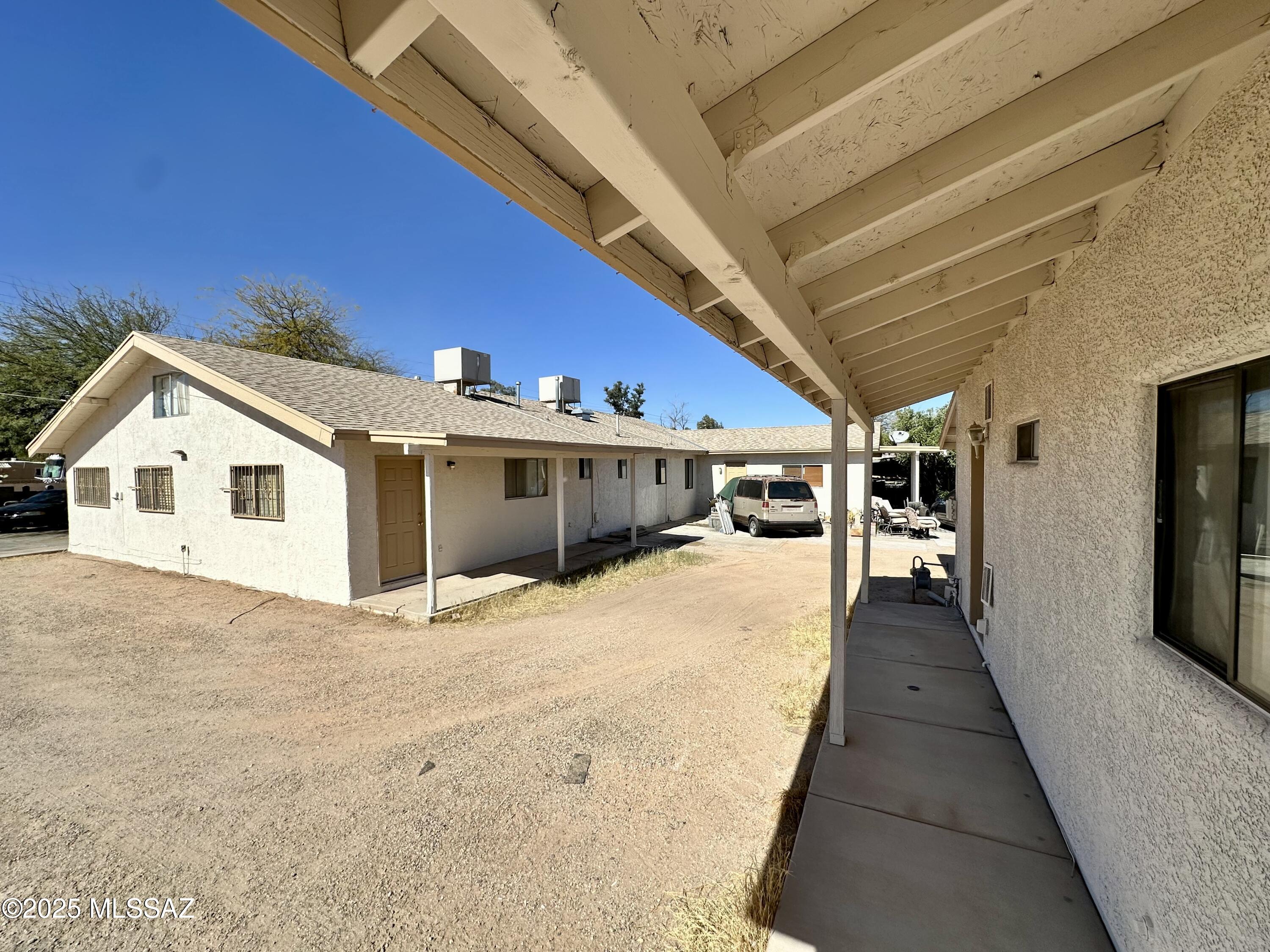 Unsubdivided - Residential Income